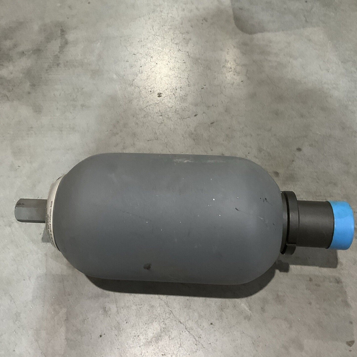 FREUDENBERG   TBR30-1NMEA  HYDRAULIC  ACCUMULATOR   3000PSI  SIZE 1 U.S GAL  U3S