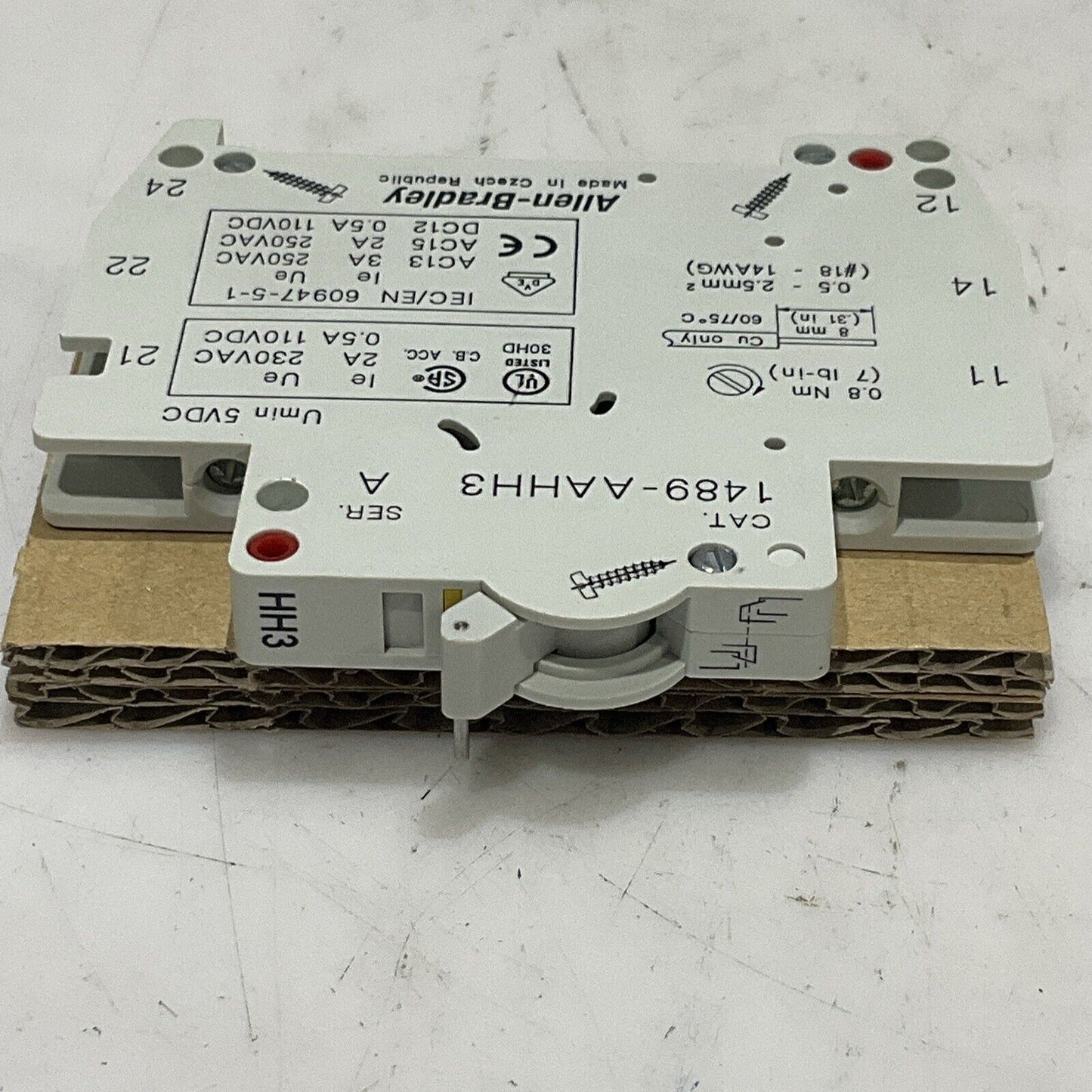 AB ALLEN BRADLEY 1489-AAHH3 AUXILIARY SWITCH SERIES A 230 VAC 110VDC U3S