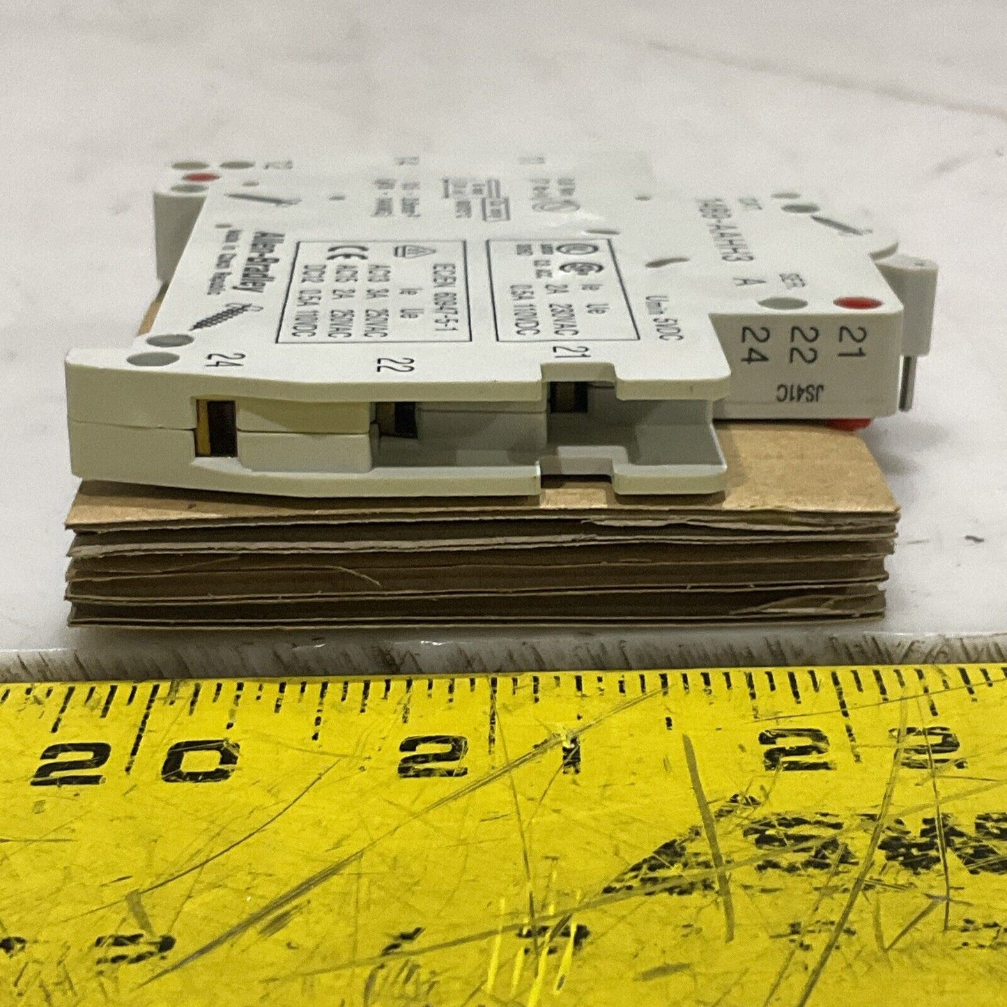 AB ALLEN BRADLEY 1489-AAHH3 AUXILIARY SWITCH SERIES A 230 VAC 110VDC U3S
