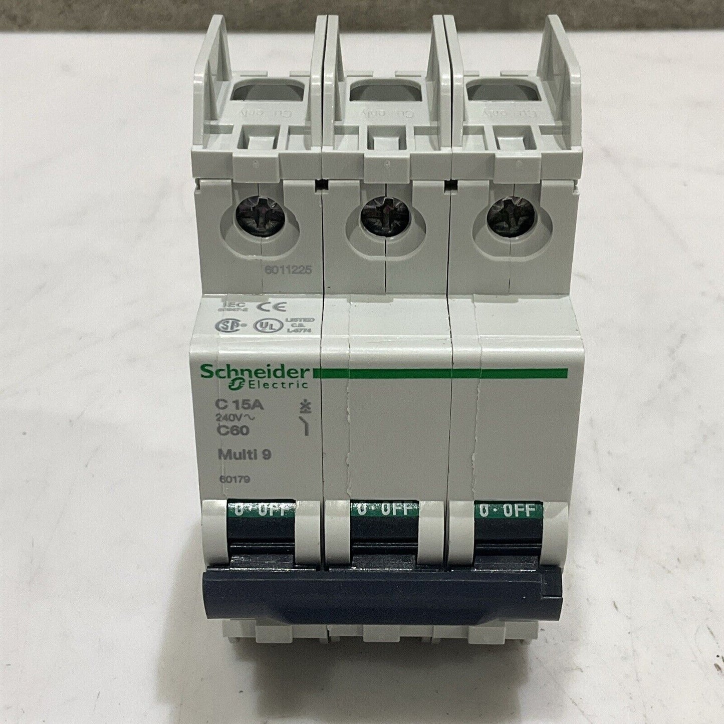 SCHNEIDER ELECTRIC 60179 C15A C60 MULTI 9 MINI CIRCUIT BREAKER 240V 50/60 HZ U3S