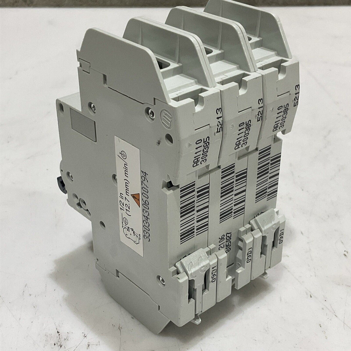 SCHNEIDER ELECTRIC 60179 C15A C60 MULTI 9 MINI CIRCUIT BREAKER 240V 50/60 HZ U3S