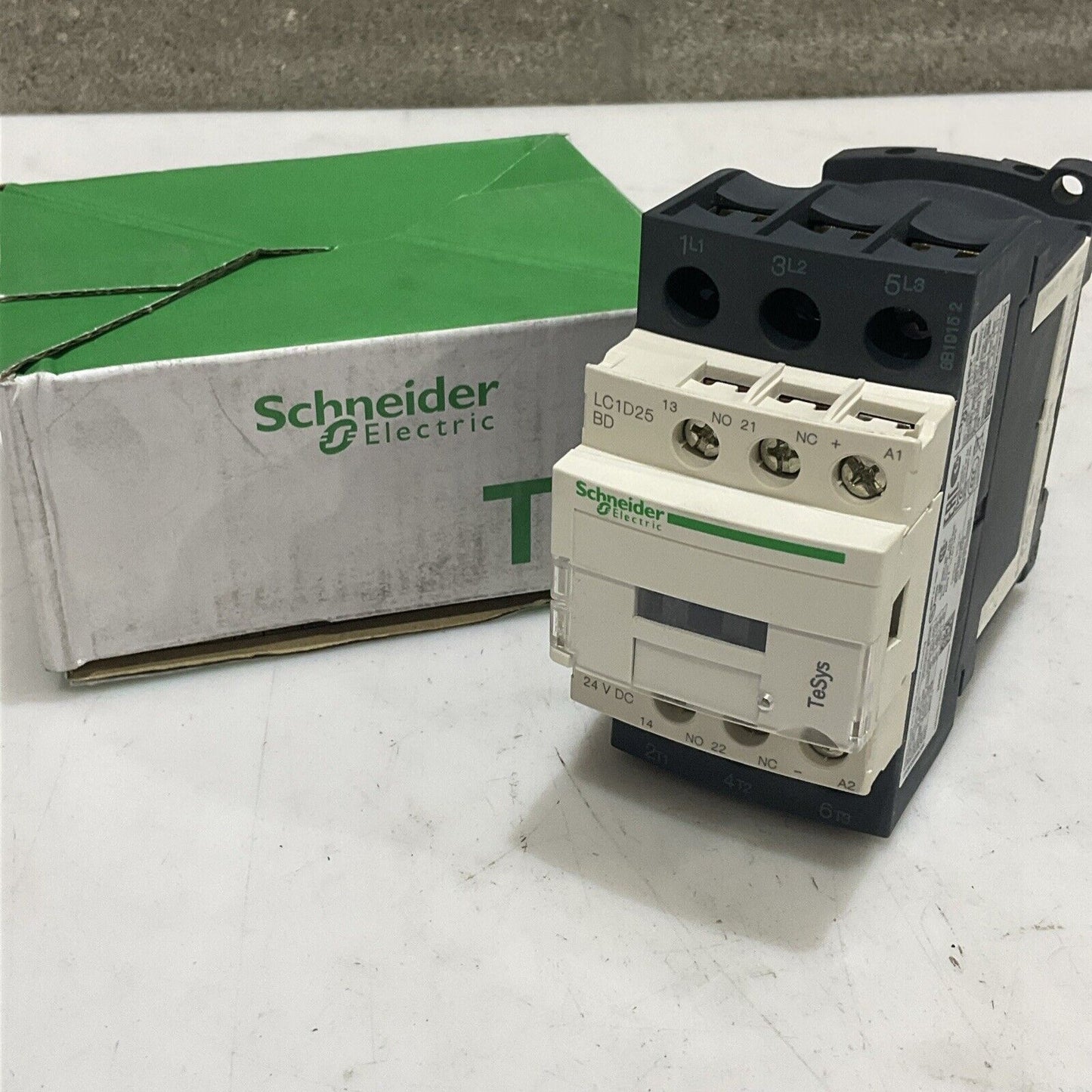 SCHNEIDER ELECTRIC LAD4TBDL LC1D25 CONTACTOR 25A  600V 50/60 HZ U3S