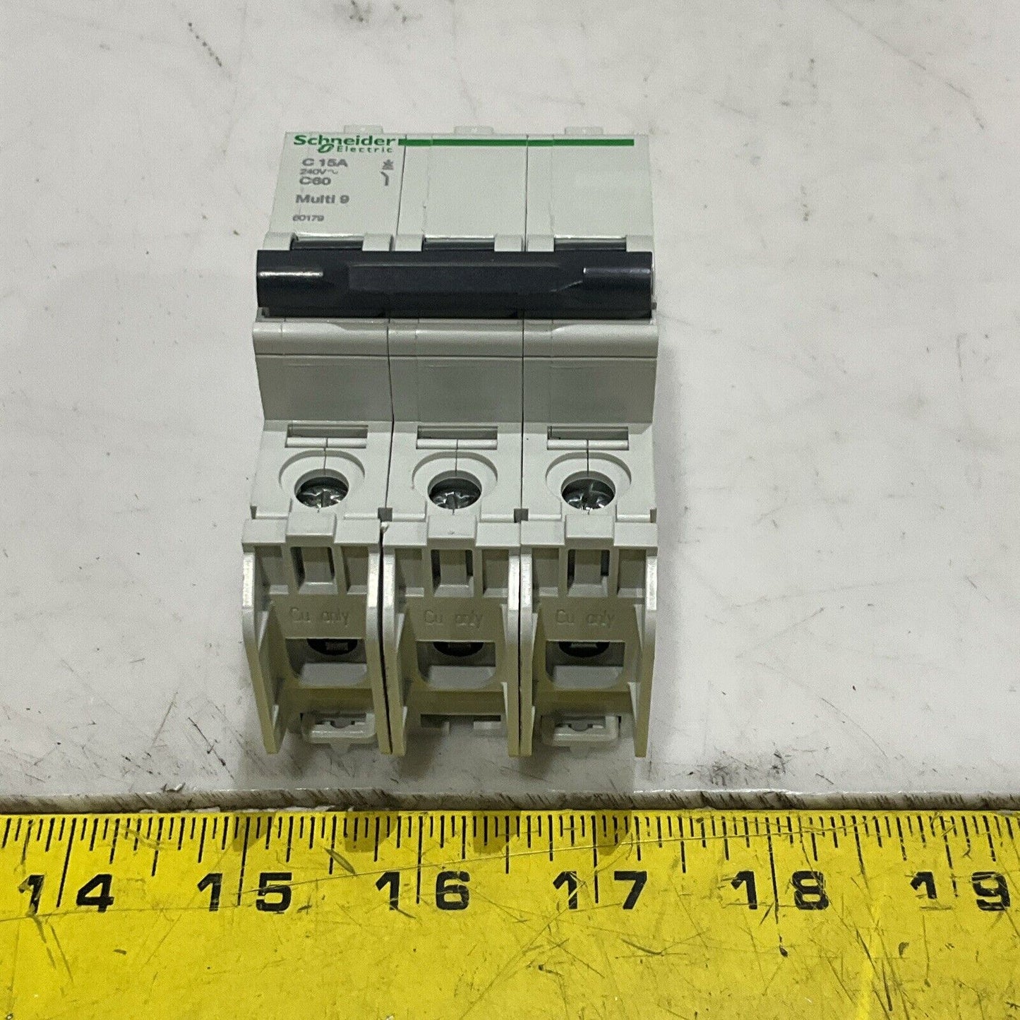 SCHNEIDER ELECTRIC 60179 C15A C60 MULTI 9 MINI CIRCUIT BREAKER 240V 50/60 HZ U3S