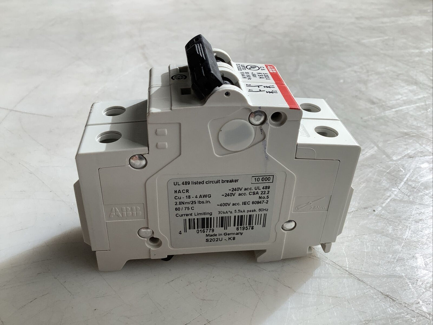 ABB S202U-K8 CIRCUIT BREAKER 2 POLE 8A 240V 50/60HZ U3S