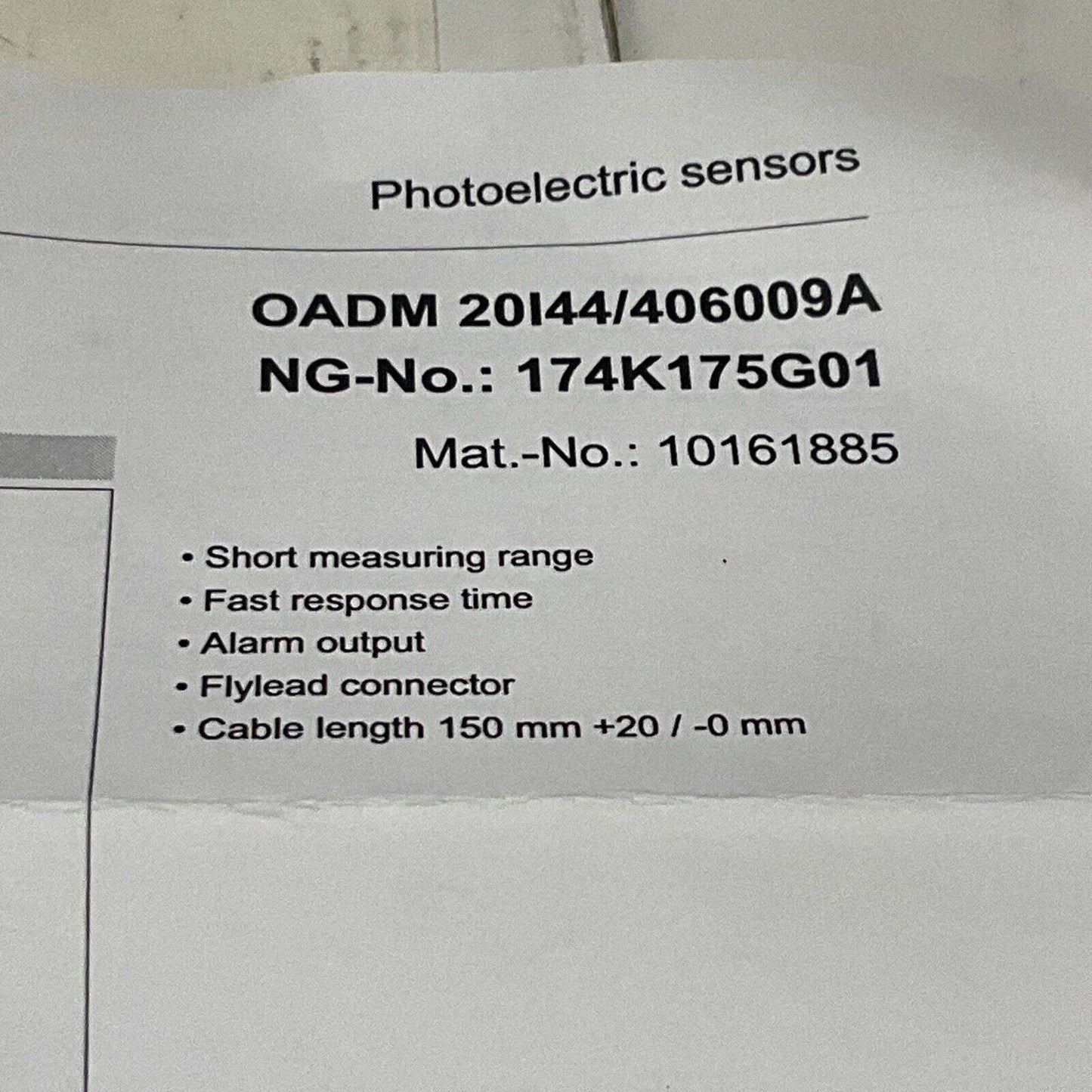 BAUMER OADM 20I44/406009A PHOTOELECTRIC DISTANCE SENSOR LONG 28V RANGE 675NM U3S