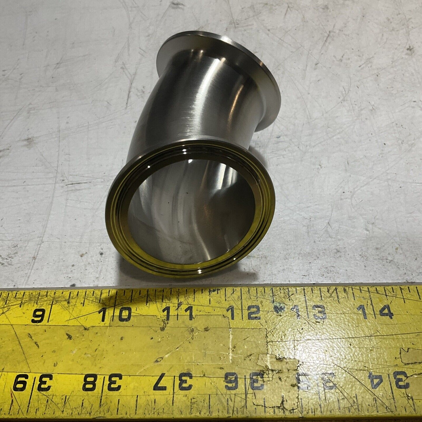 VNE  CORPORATION  EG2K2 CLAMP FITTING 45 DEGREE  STAINLESS  ELBOW LOT OF 2  RM6