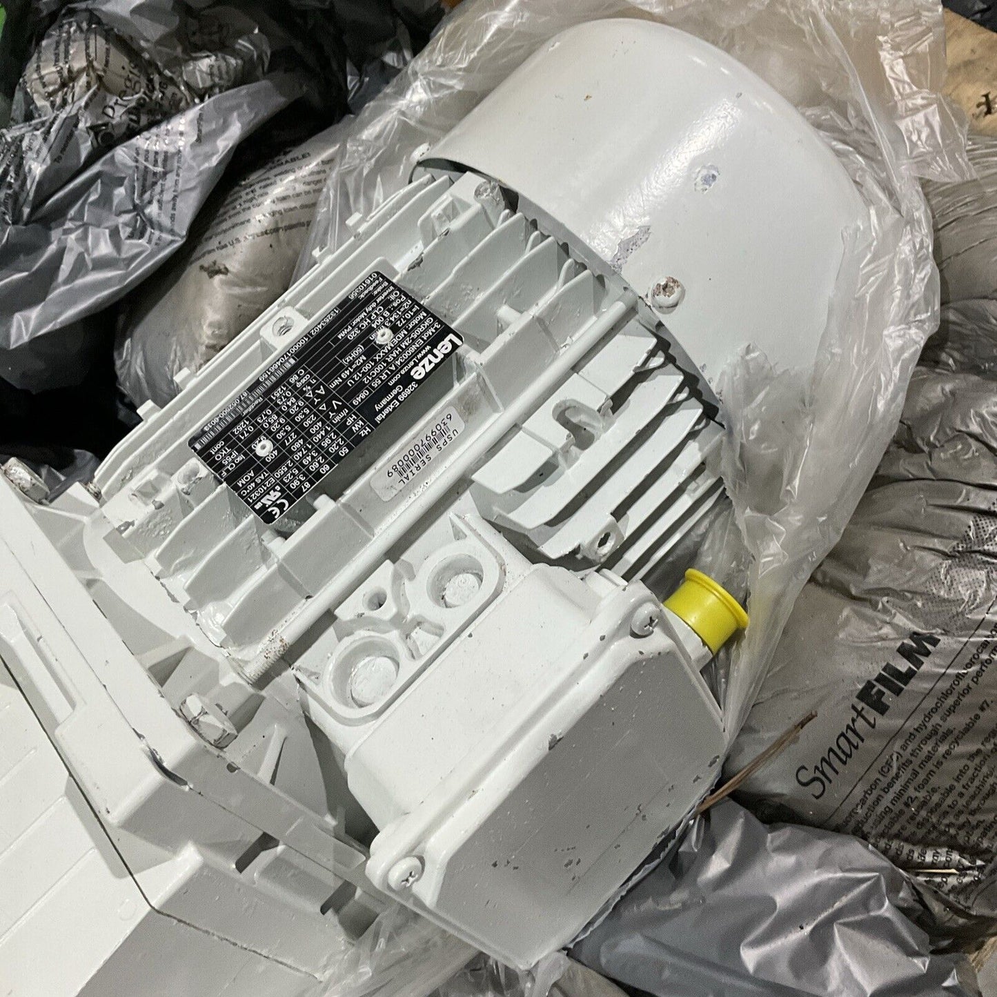 LENZE  GKR05-2MHAR10012 GEARMOTOR   U3S