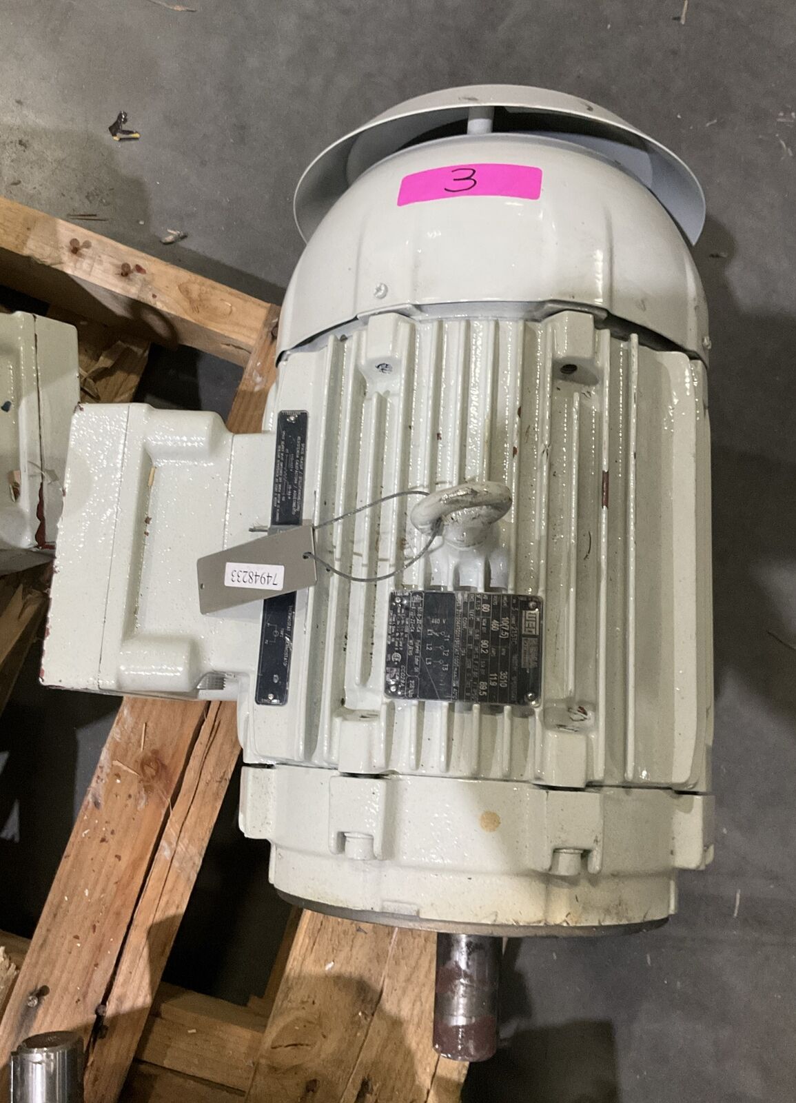 WEG Z01036XTQ011510 MOTOR 215TC 3PH 10HP 3510RPM 460V 11.9A 60HZ