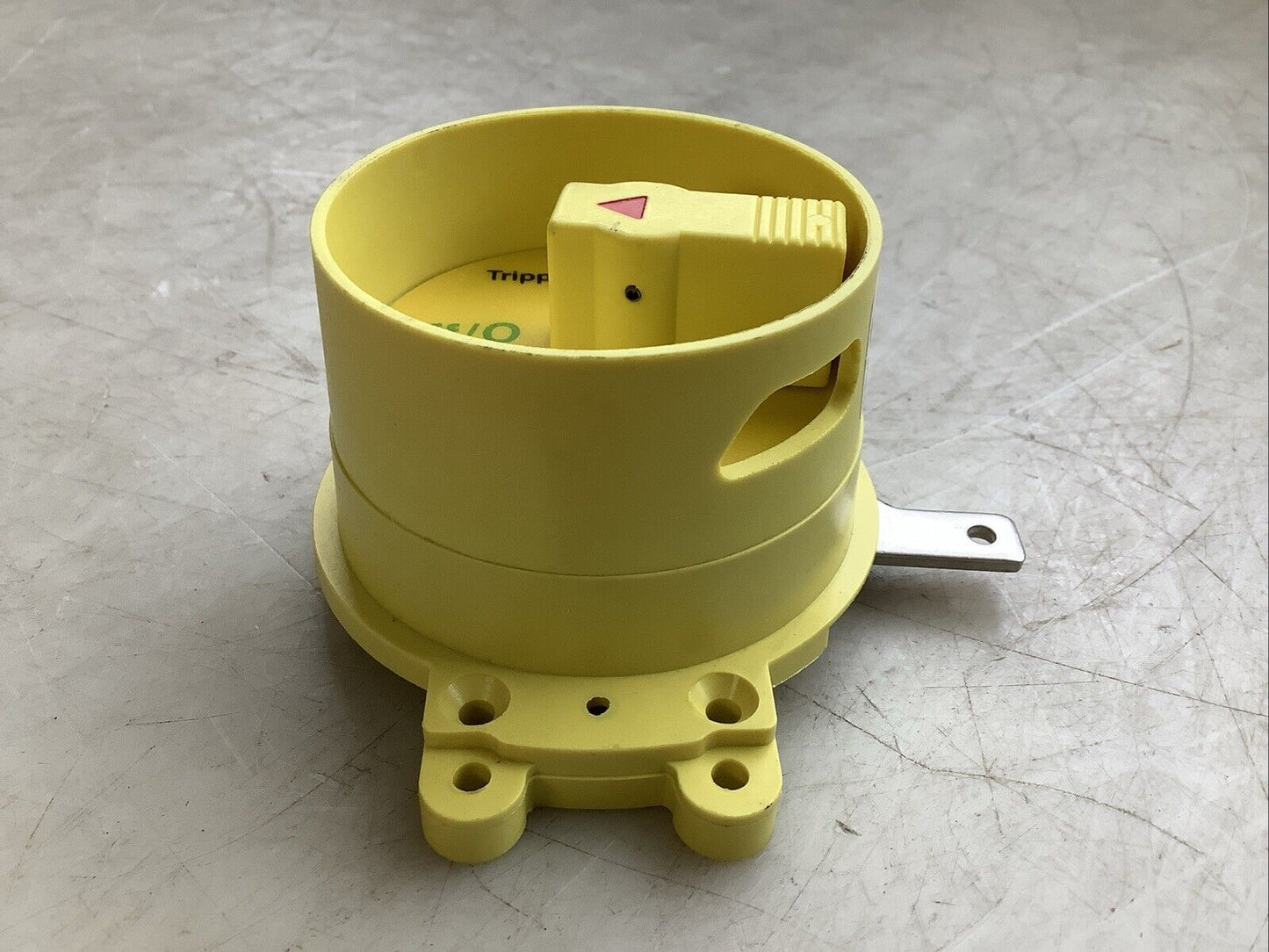 EATON HRGCC3S YELLOW SHROUDED ROTARY HANDLE FOR BREAKER SWITCH U3S