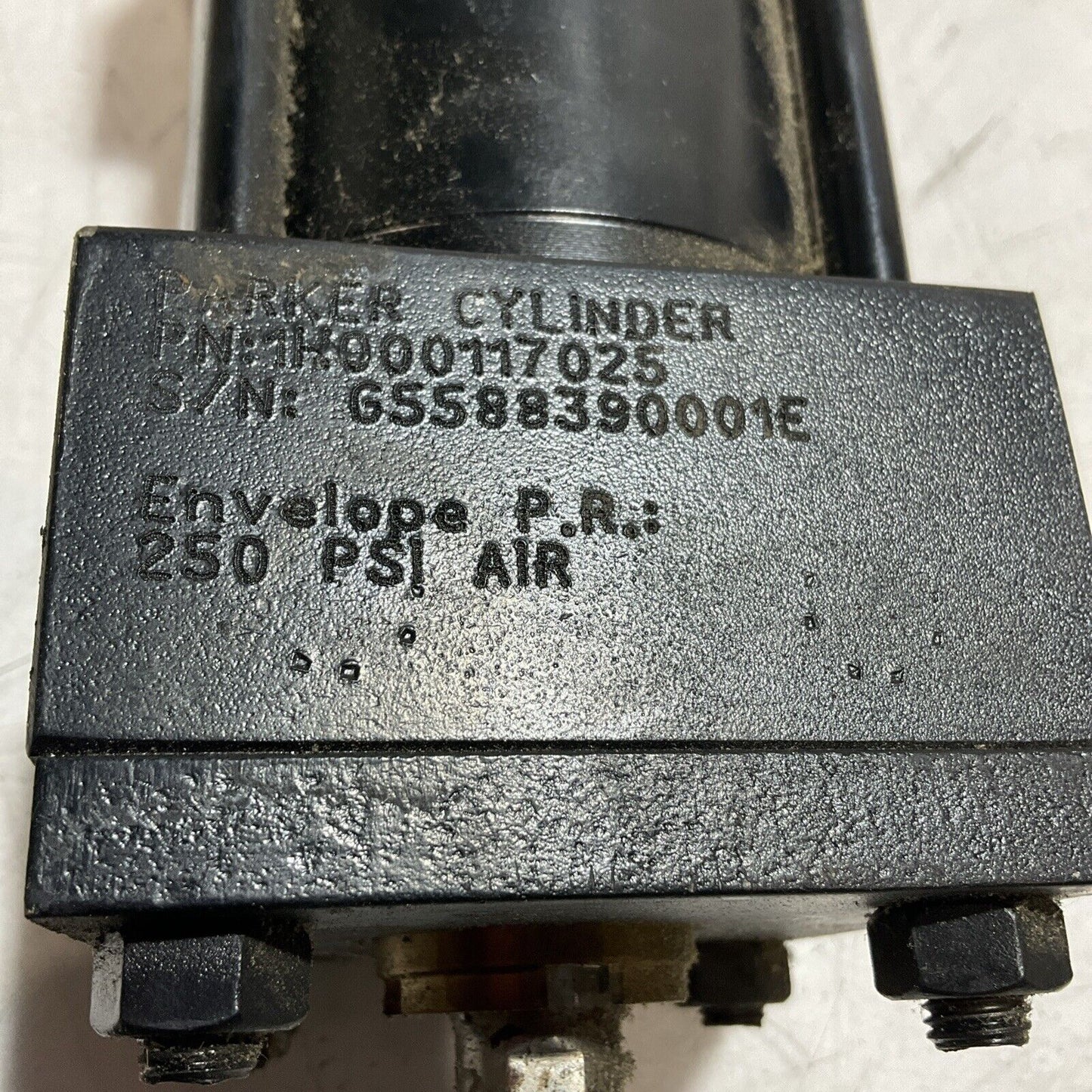 PARKER  1H000117025 2.50CSB2ALUVS INDUSTRIAL CYLINDER  DIVISION  250PSI AIR  D3M