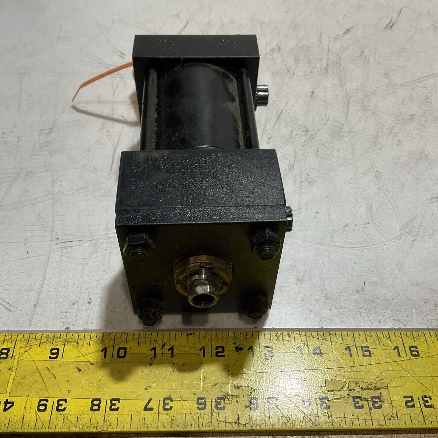 PARKER  1H000117025 2.50CSB2ALUVS INDUSTRIAL CYLINDER  DIVISION  250PSI AIR  D3M