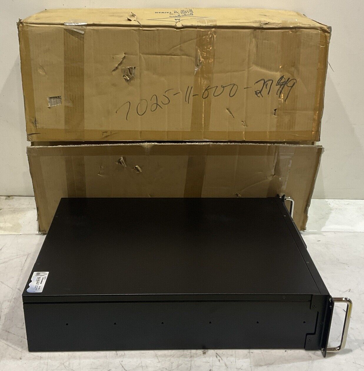 MSI MICROLAN 66.1031.071-01 INTEL RACKMOUNT XEON SERVER U3S