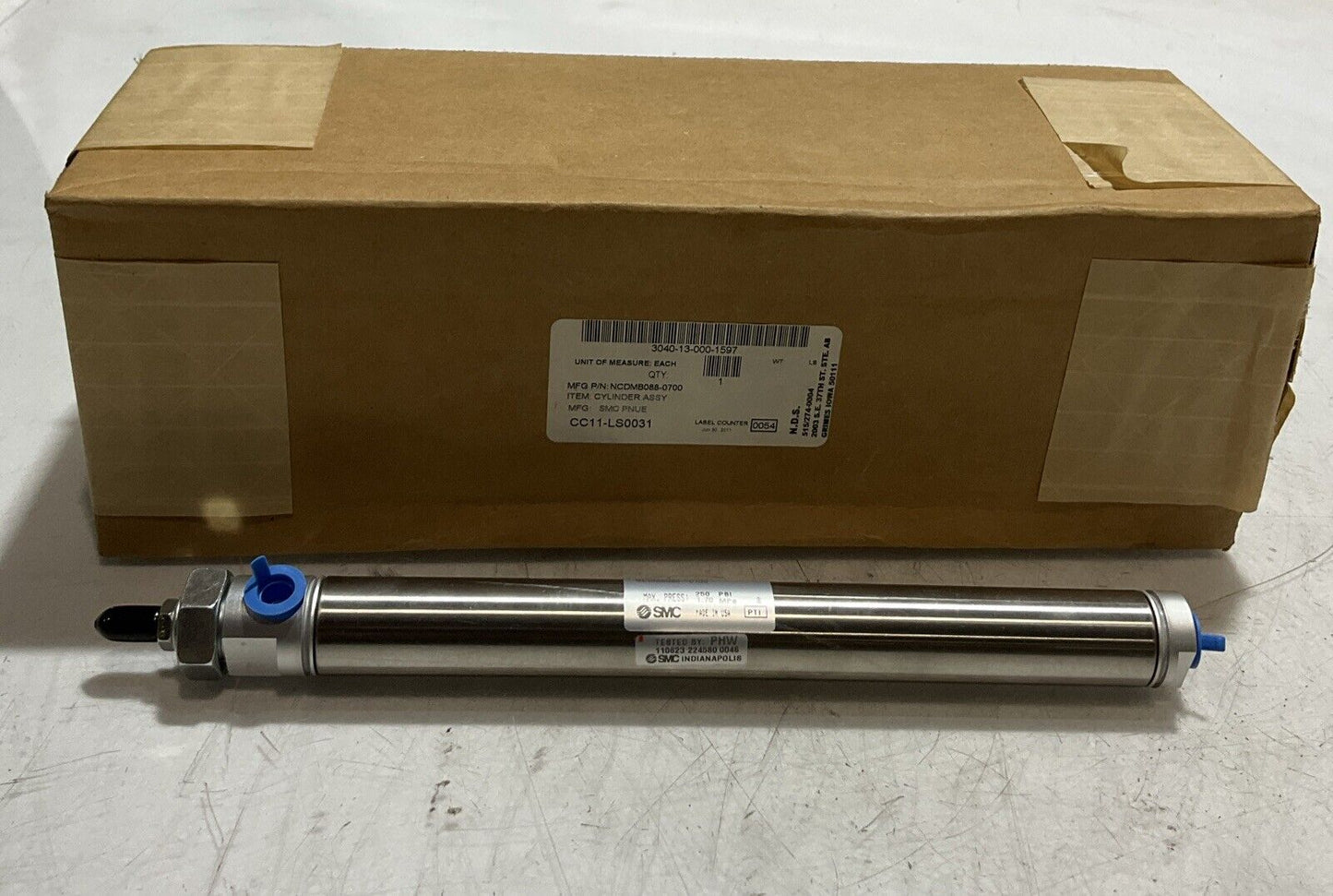 SMC NCDMB088-0700 PNEUMATIC  CYLINDER  ASSEMBLY  U3S