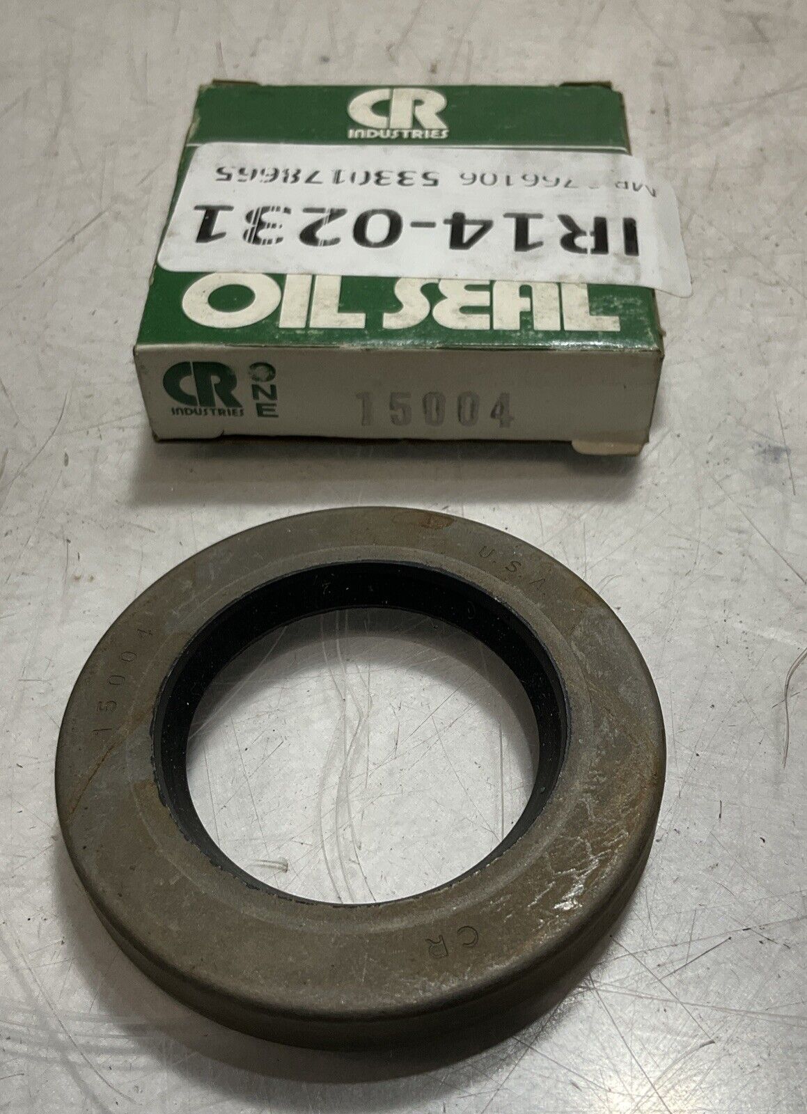 CR INDUSTRIES  15004  RADIAL SHAFT  OIL SEAL   LOT OF 6  U3S