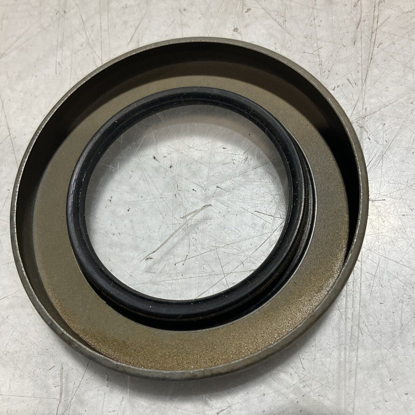 CR INDUSTRIES  15004  RADIAL SHAFT  OIL SEAL   LOT OF 6  U3S