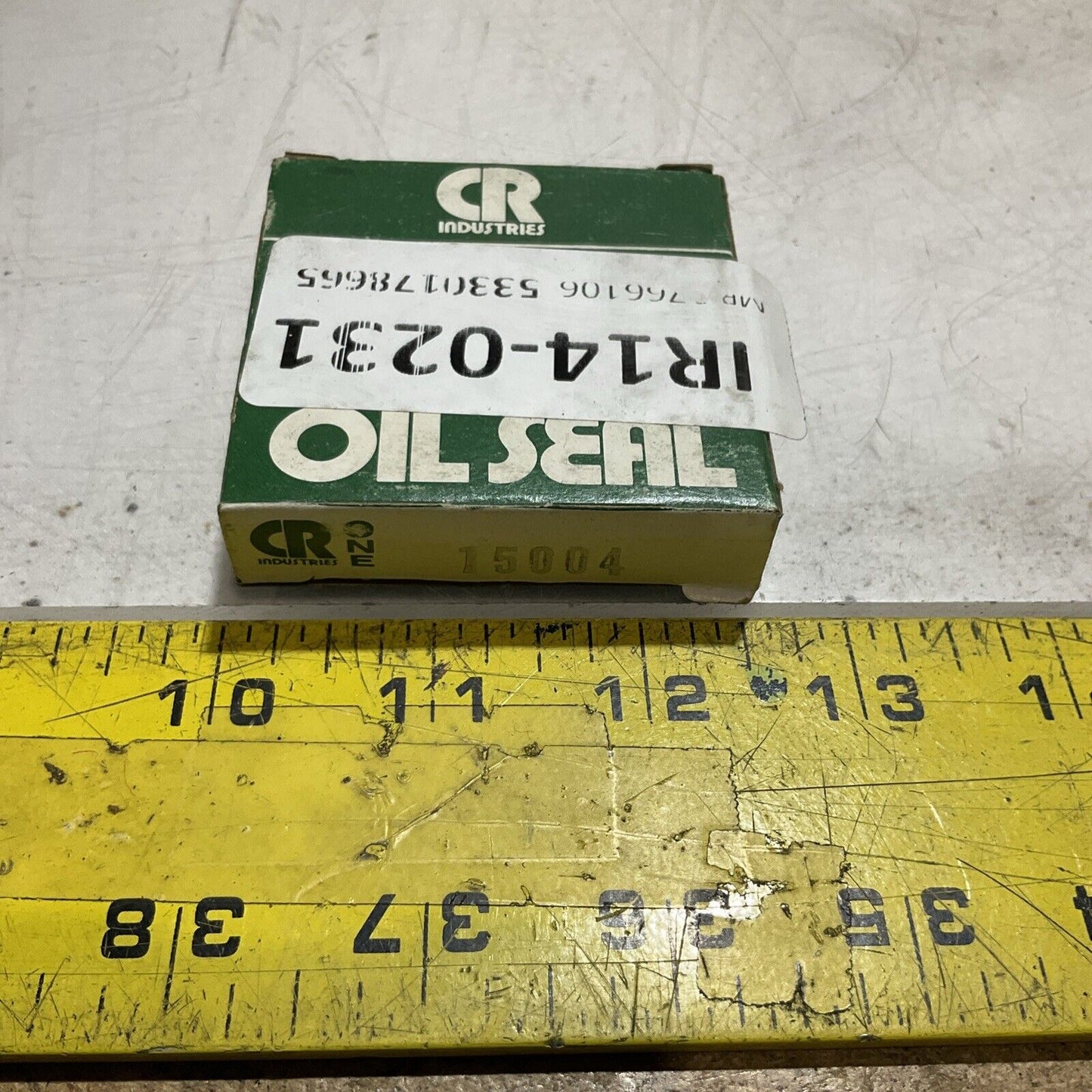 CR INDUSTRIES  15004  RADIAL SHAFT  OIL SEAL   LOT OF 6  U3S
