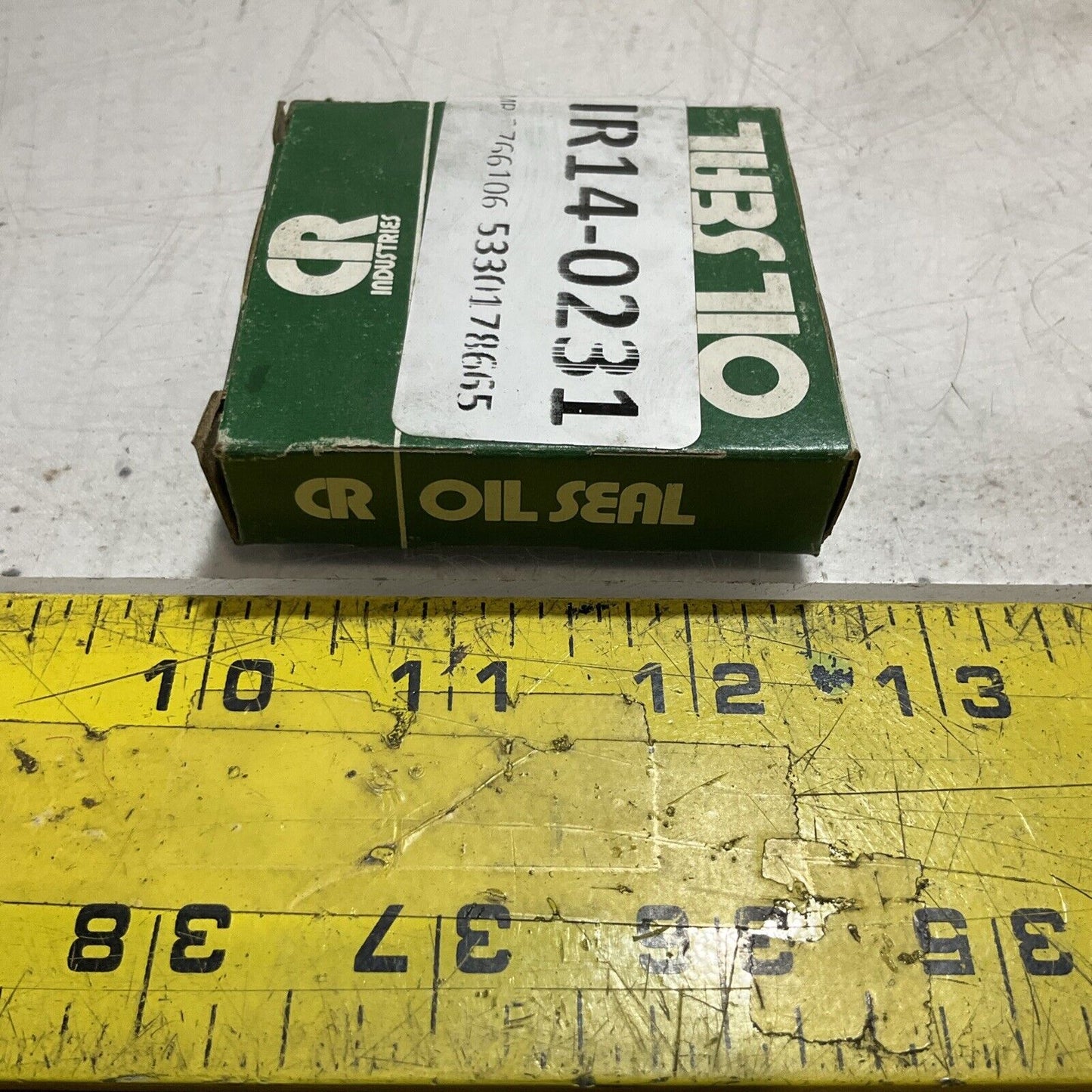 CR INDUSTRIES  15004  RADIAL SHAFT  OIL SEAL   LOT OF 6  U3S