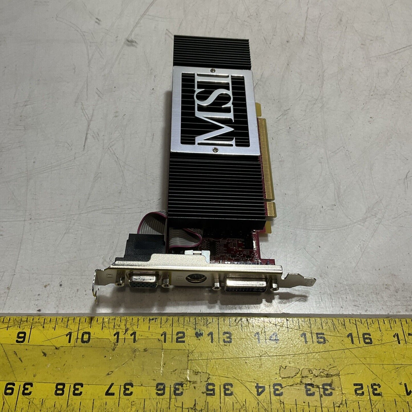 MSI  N8400GS-TD256 VIDEO OUTPUT  BOARD  U3S