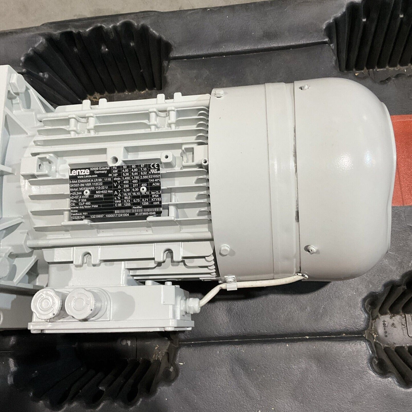 LENZE  MDEMARS 112-22U  GEARMOTOR   U3S