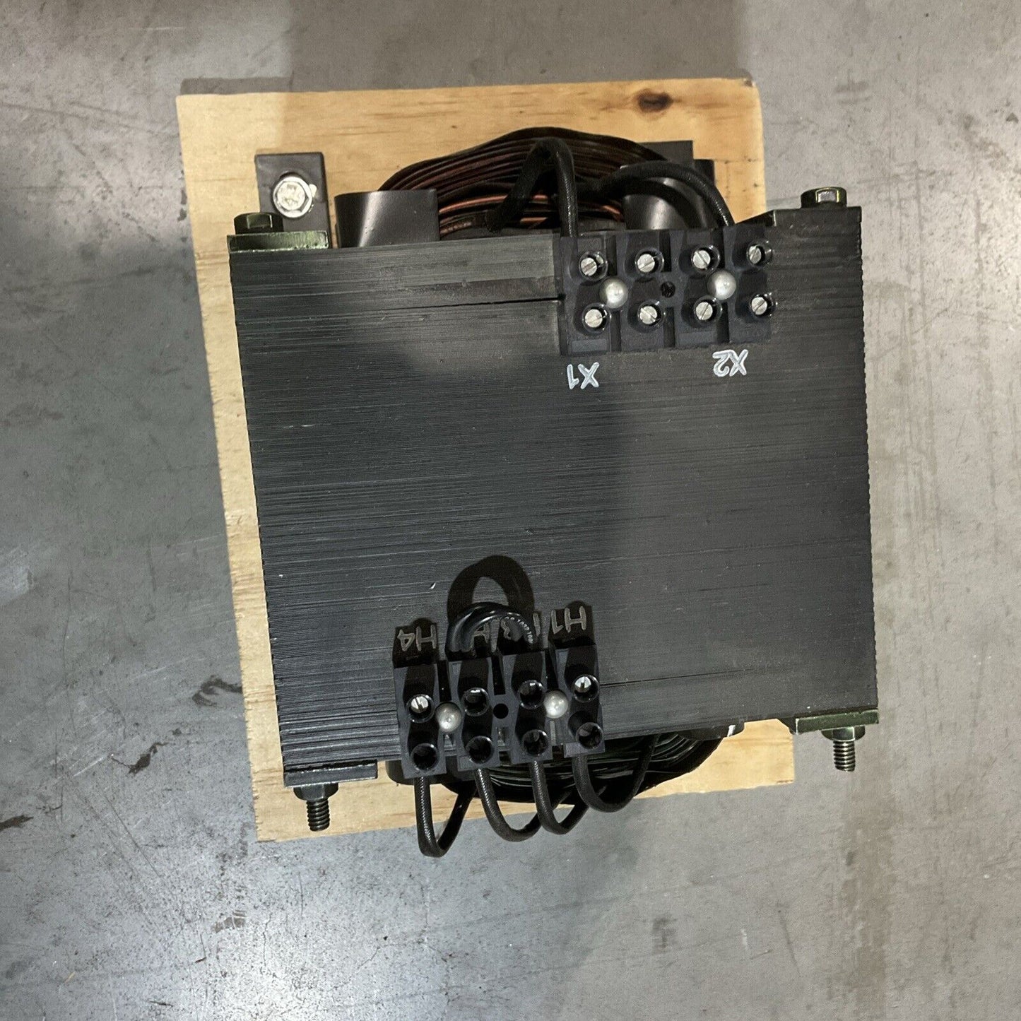 ALLEN BRADLEY A-B 1497-M-BASX-0-N CONTROL CIRCUIT TRANSFORMER U3S