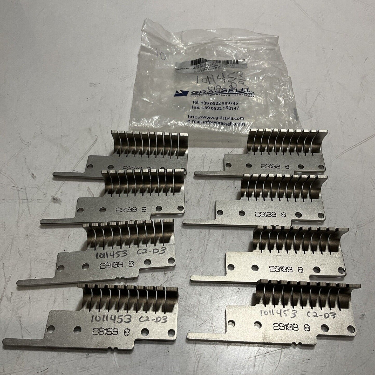 GRASSELLI   29199-8 BLADE  HANGER INTERIOR  LOT OF  9 RM6