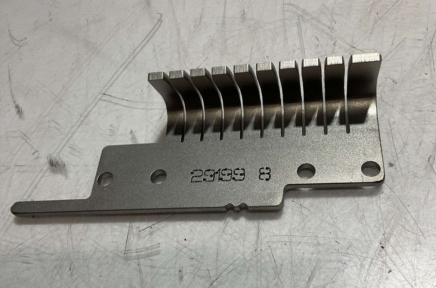 GRASSELLI   29199-8 BLADE  HANGER INTERIOR  LOT OF  9 RM6