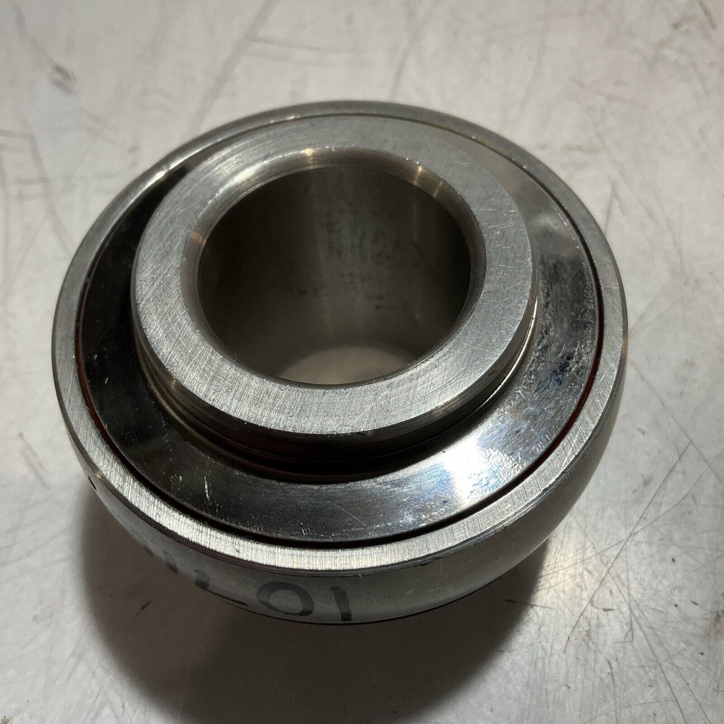 IPTCI  SUC207-20  STAINLESS  STEEL INSERT BALL BEARINGS  RM6