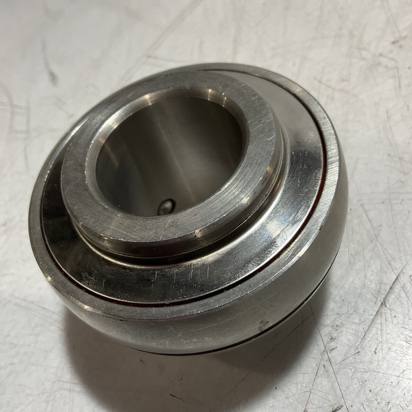 IPTCI  SUC207-20  STAINLESS  STEEL INSERT BALL BEARINGS  RM6