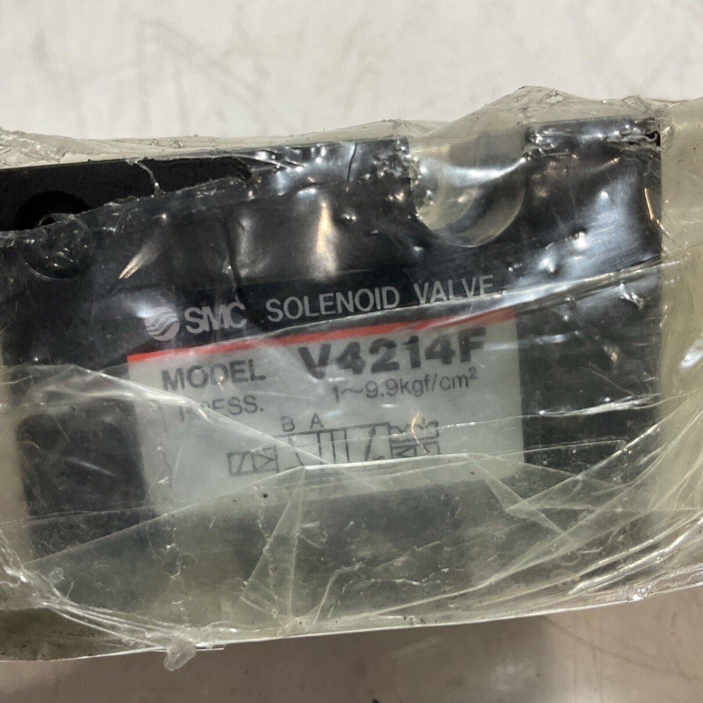 SMC  V4214F  SOLENOID  VALVE  SOL/PILOT