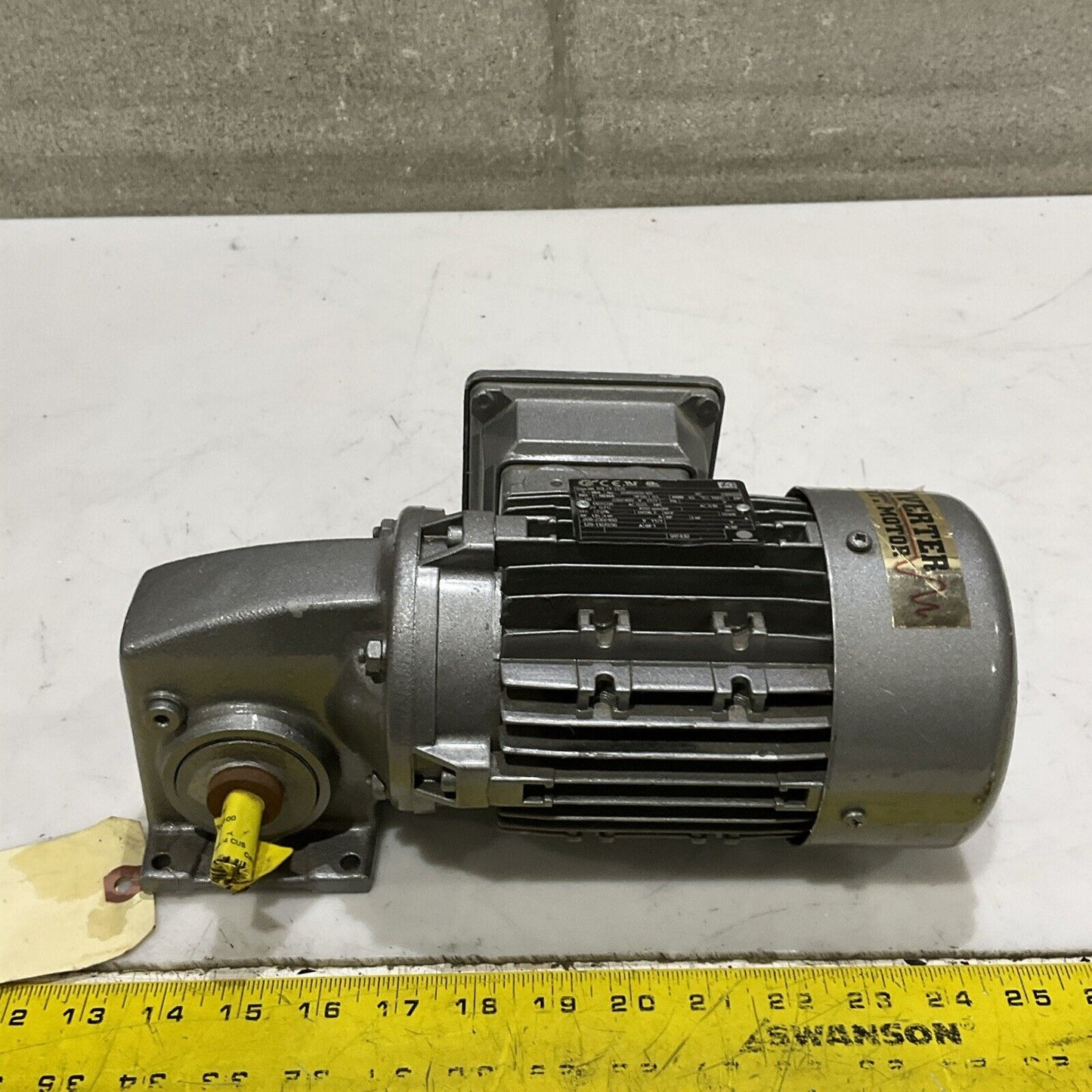 NORD SK 63L/4 CUS 201850039-100 GEARBOX MOTOR .25 HP 1680 RPM 60HZ 230/460V C2H