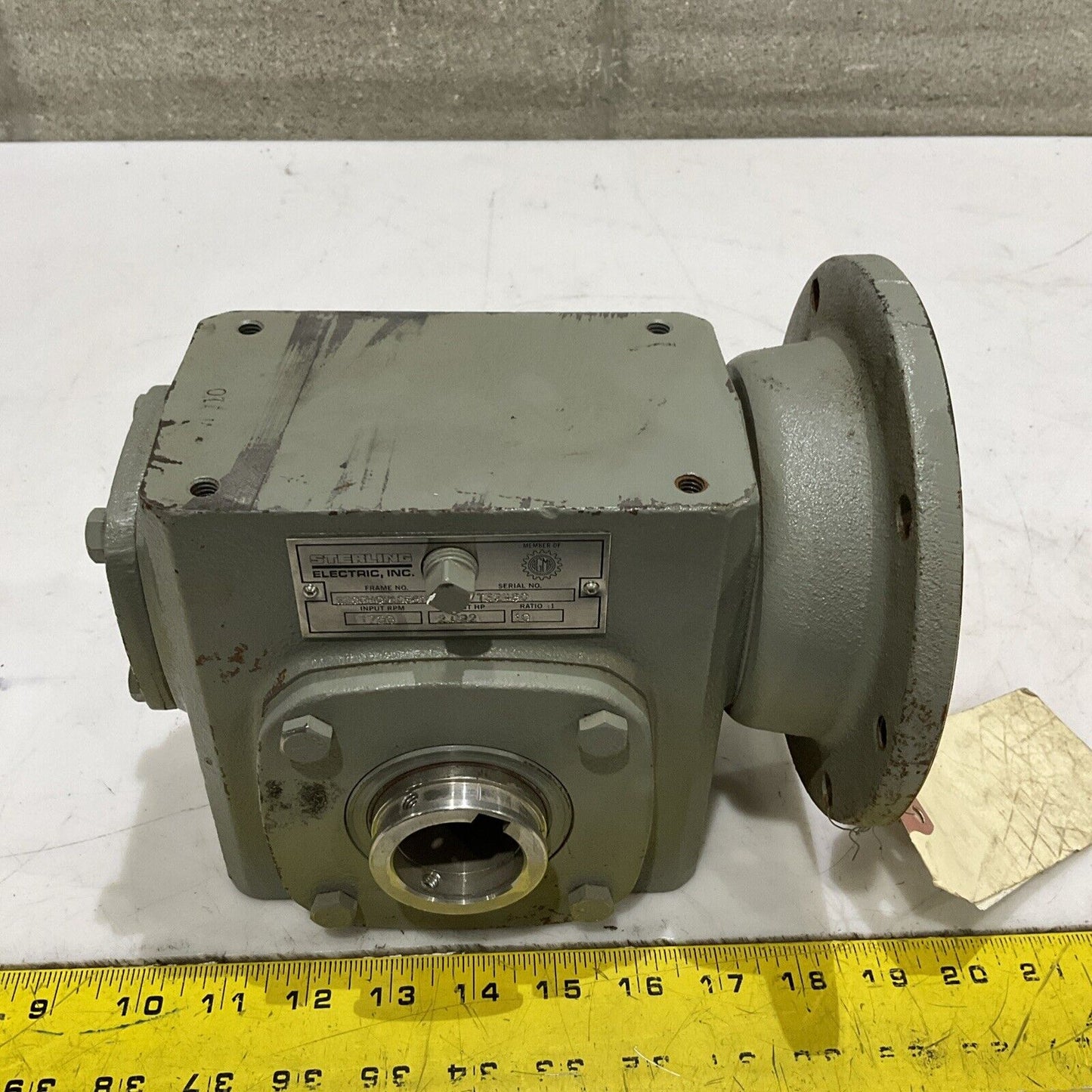 STERLING ELECTRIC 2206HQ01058141WD GEARBOX MOTOR 1750 RPM 10:1 2.092 HP C2H