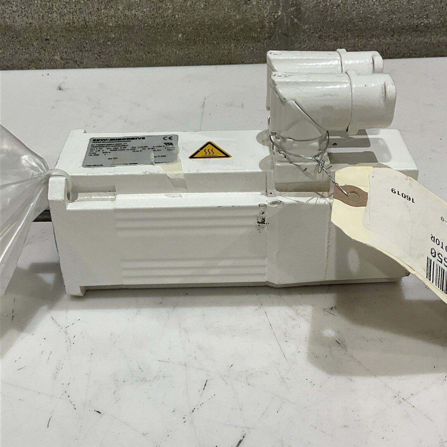 SEW-EURODRIVE 01.7426016601.0001.17 CMP50S/KY/AK0H/SM1 SERVO GEAR MOTOR C2H