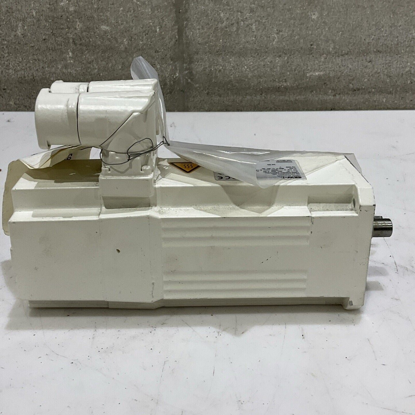 SEW-EURODRIVE CMP50S/KY/AK0H/SM1 05.7754333701.0001.19 SERVO MOTOR 3000RPM C2H