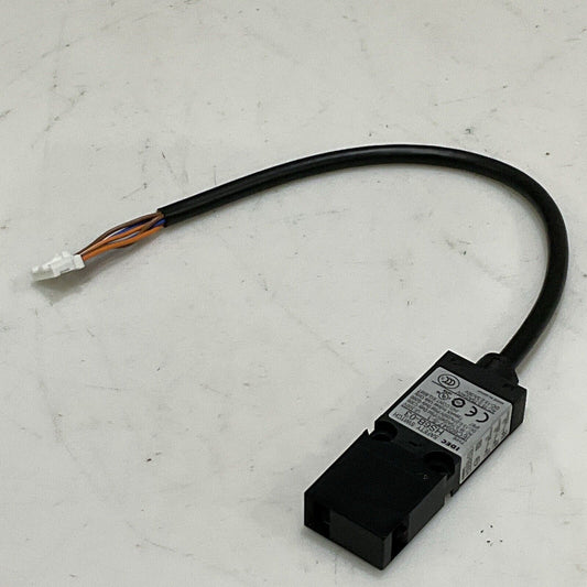 IDEC HS6B-03 B01 54916 SAFETY INTERLOCK SWITCH 300V AC/DC C2H