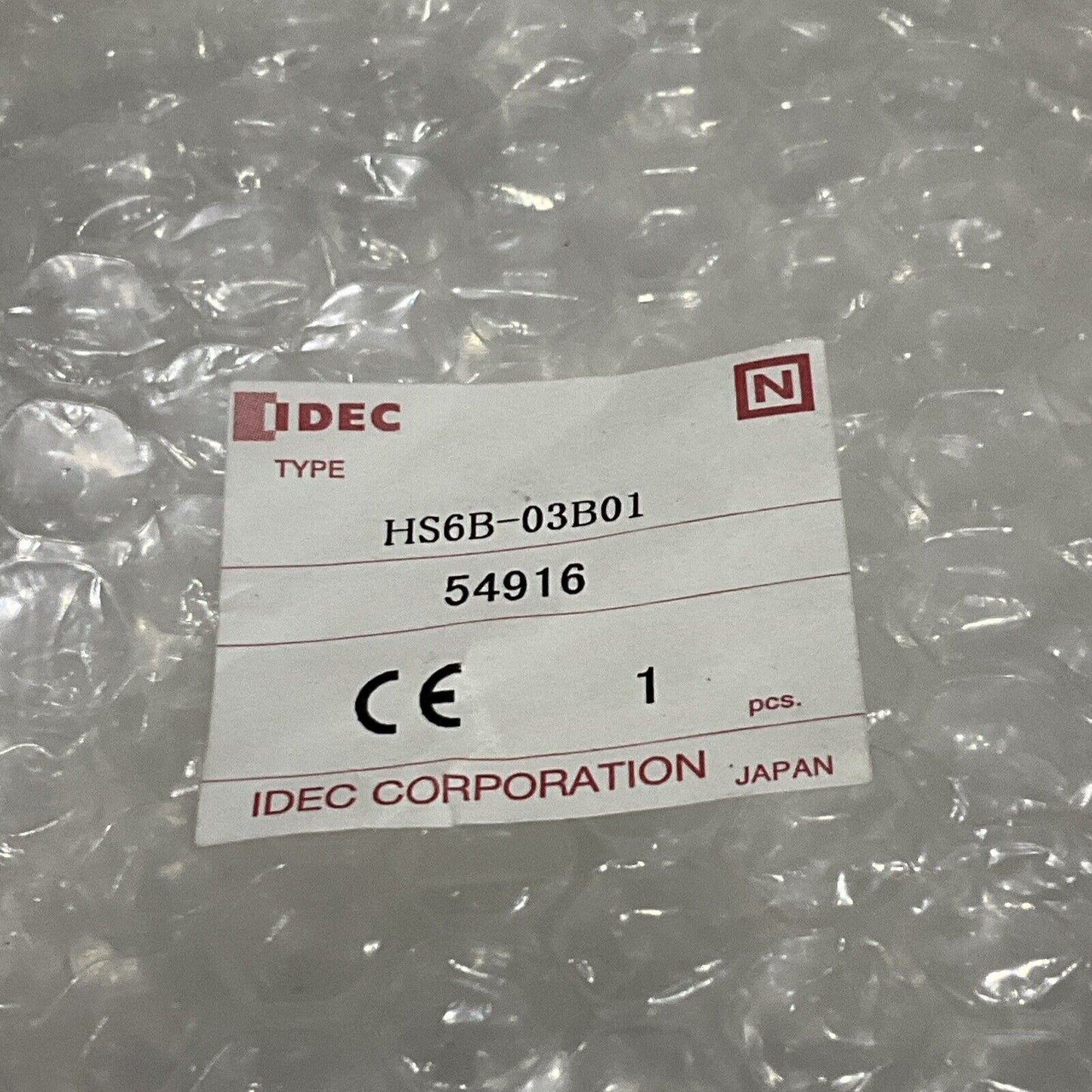 IDEC HS6B-03 B01 54916 SAFETY INTERLOCK SWITCH 300V AC/DC C2H