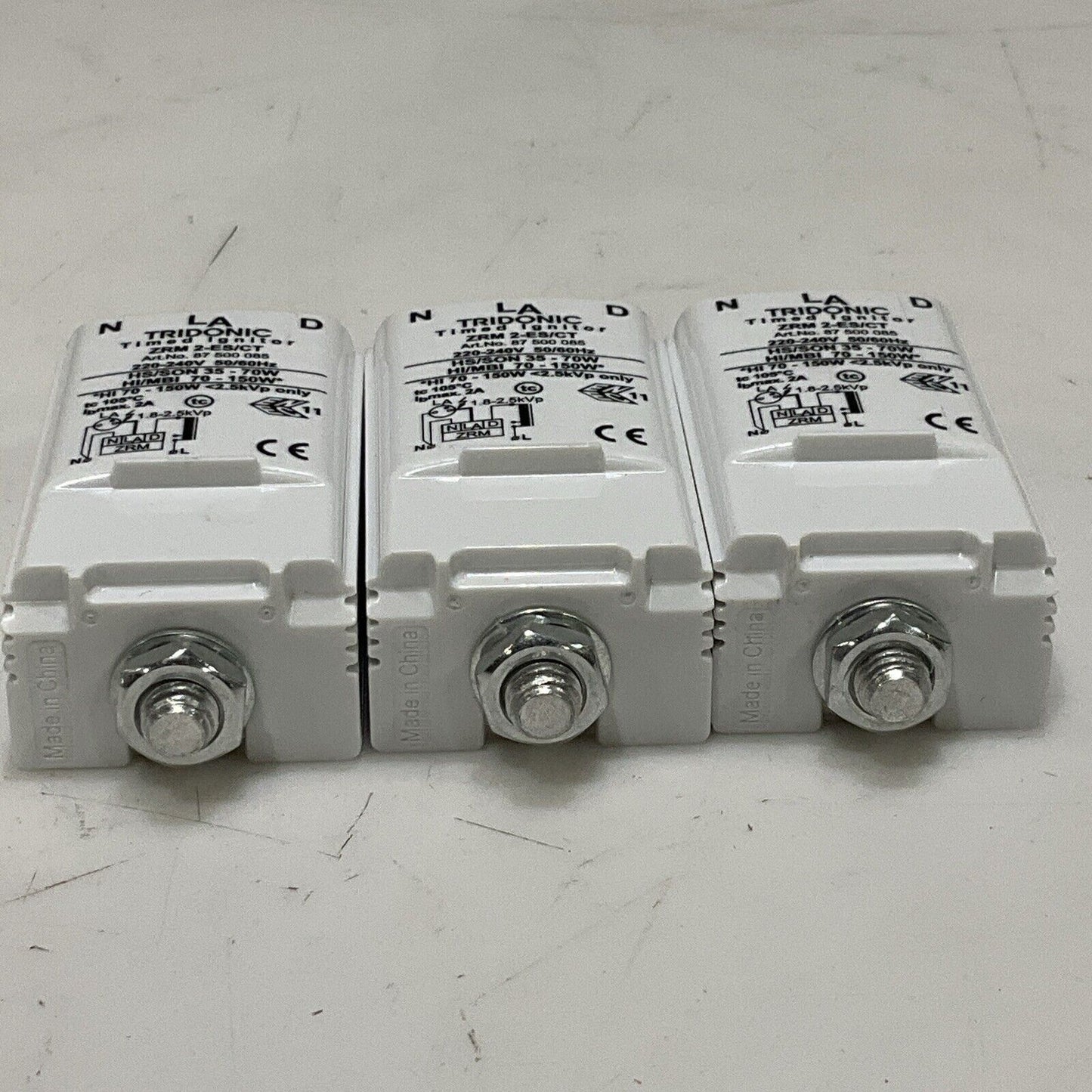 LA TRIDONIC ZRM 2-ES/CT TIMED IGNITOR 87 500 085 220-240V 50/60HZ LOT OF 3 C2H