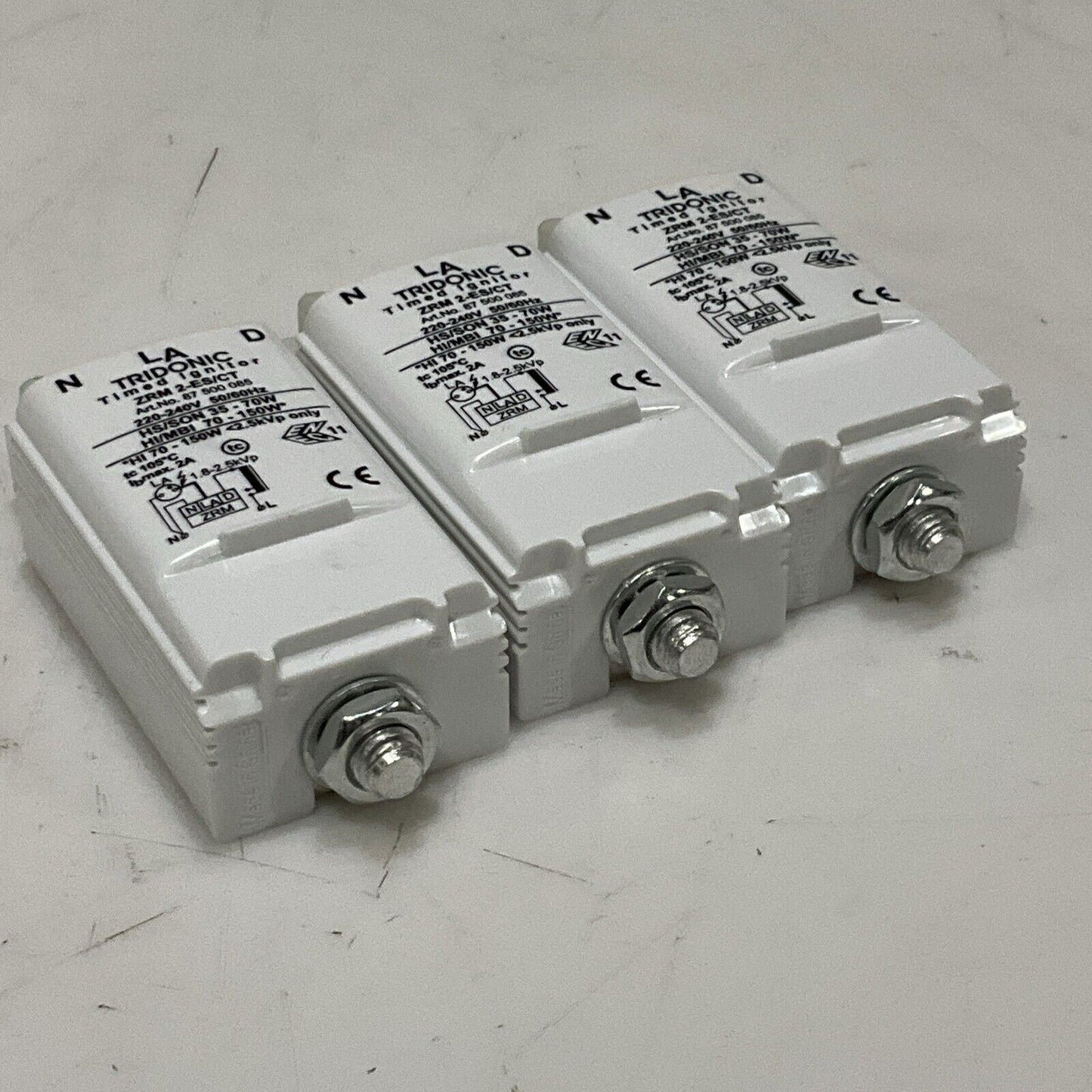 LA TRIDONIC ZRM 2-ES/CT TIMED IGNITOR 87 500 085 220-240V 50/60HZ LOT OF 3 C2H