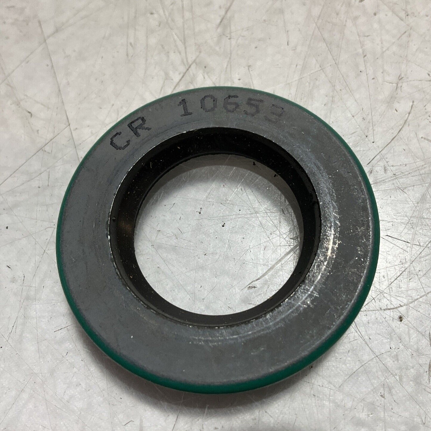 SKF  10653  RADIAL SHAFT  OIL  SEAL  LOT OF 6  U3S