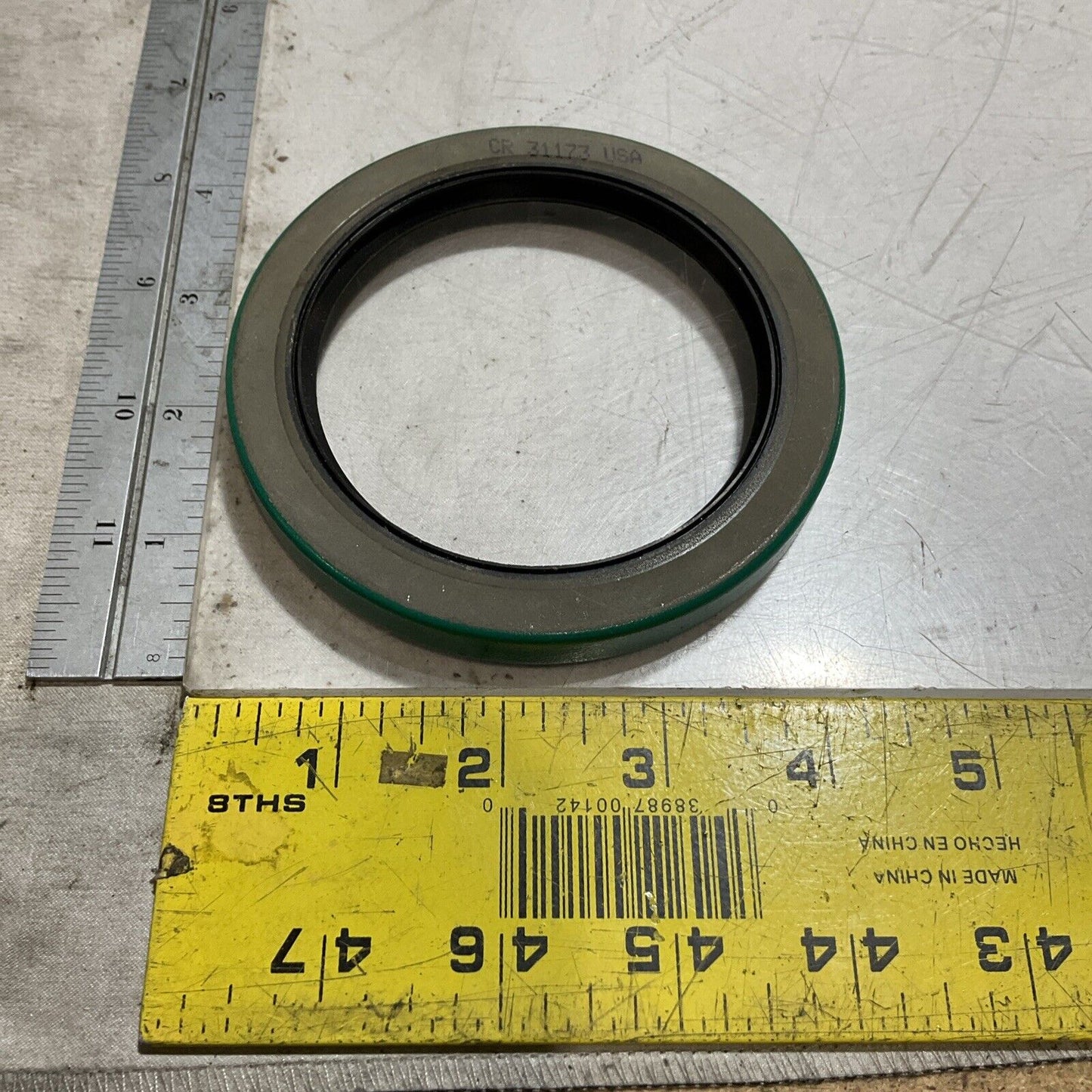 SKF  31173  RADIAL  SHAFT   OIL  SEAL  LOT OF 2 U3S