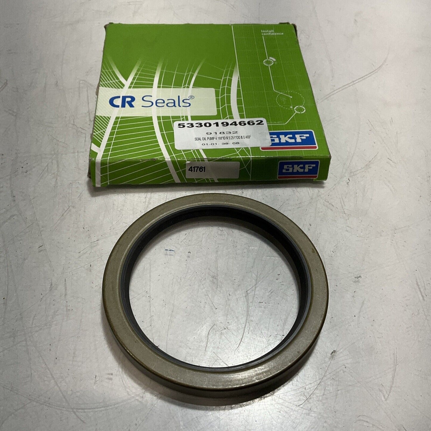 SKF  41761  RADIAL SHAFT  OIL  SEAL  LOT OF 2  U3S