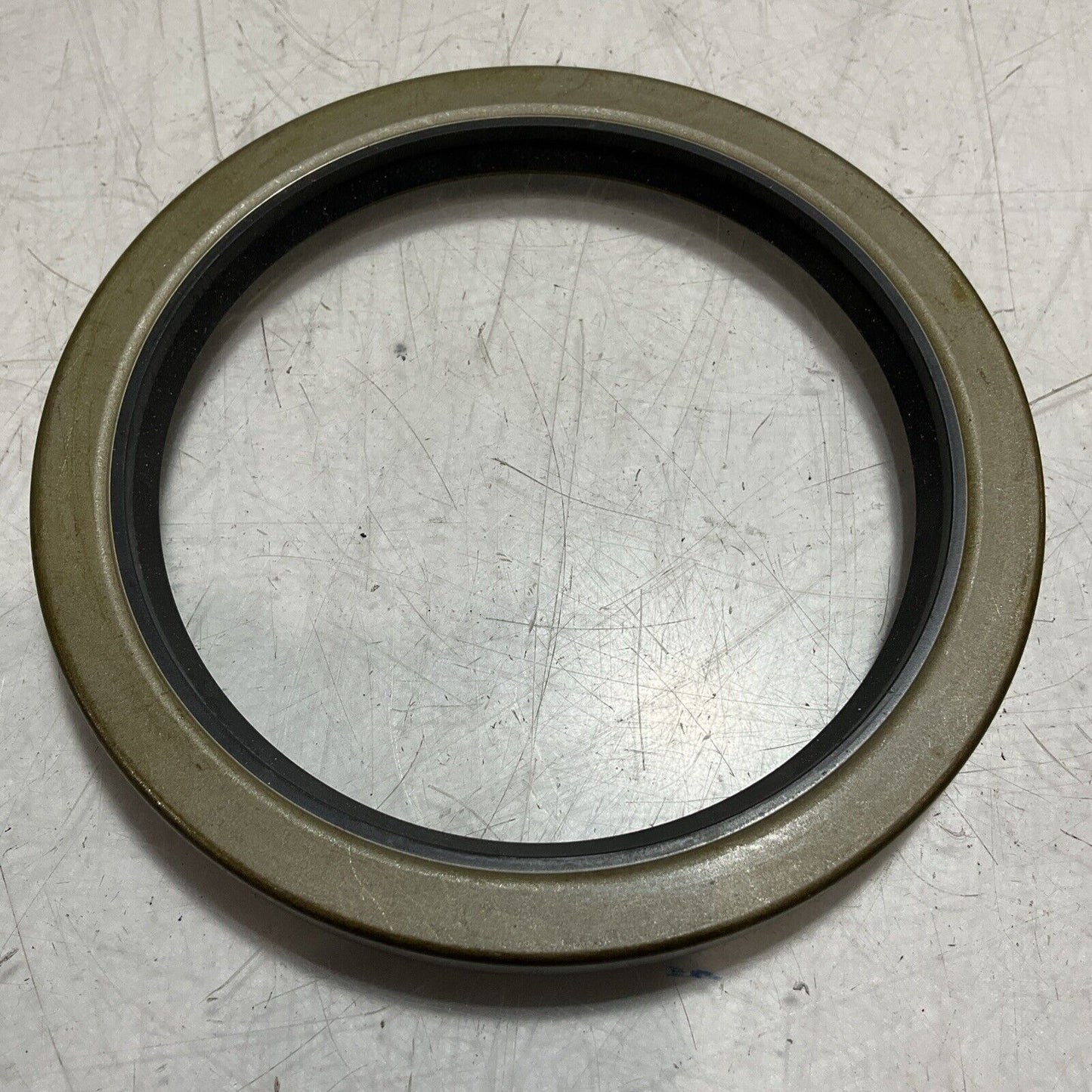 SKF  41761  RADIAL SHAFT  OIL  SEAL  LOT OF 2  U3S