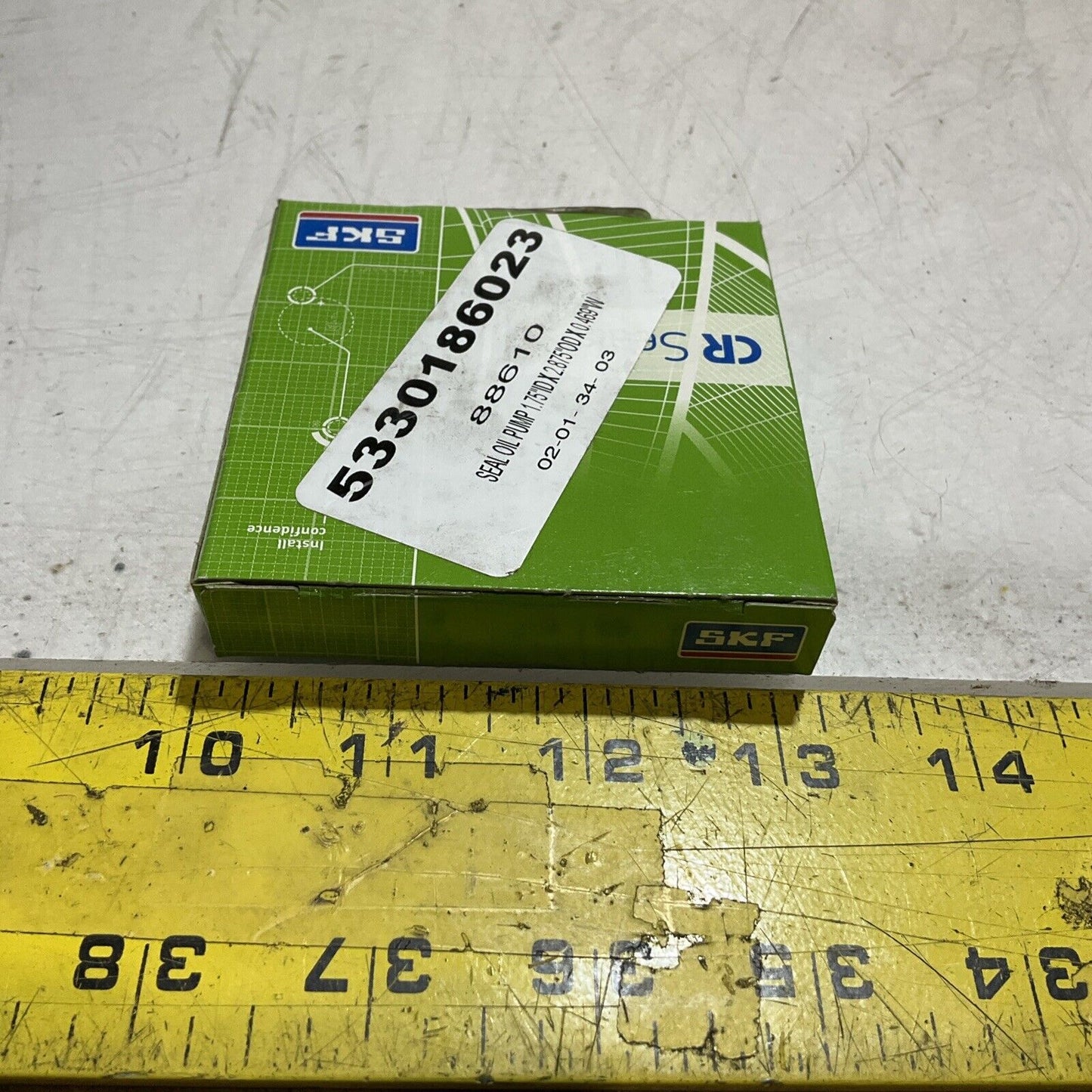 SKF  17653  RADIAL  SHAFT OIL SEAL  LOT OF 4 U3S