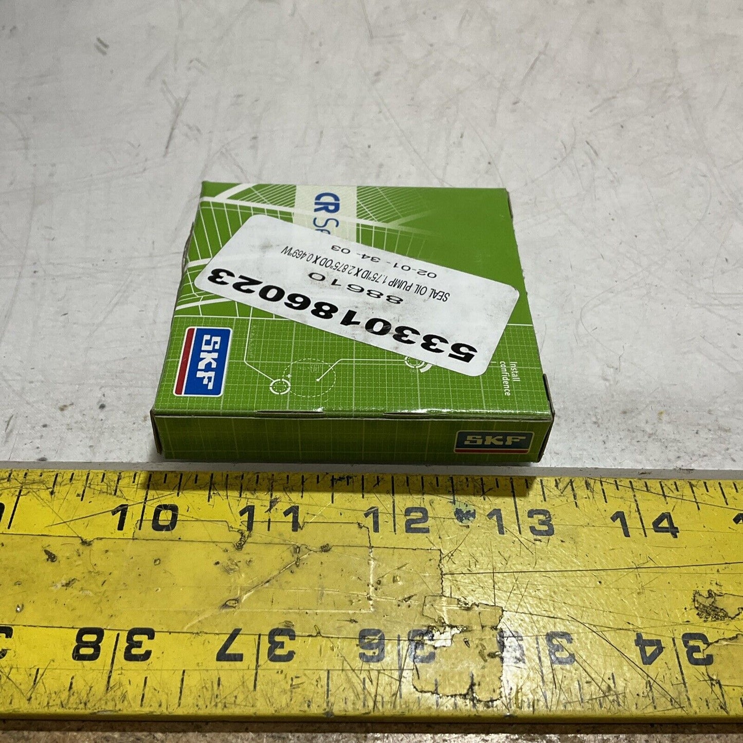 SKF  17653  RADIAL  SHAFT OIL SEAL  LOT OF 4 U3S
