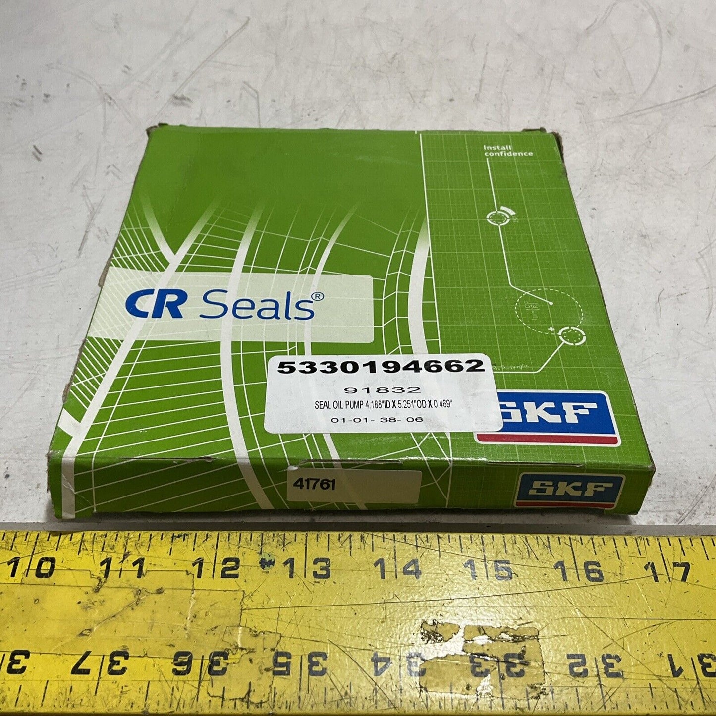 SKF  41761  RADIAL SHAFT  OIL  SEAL  LOT OF 2  U3S