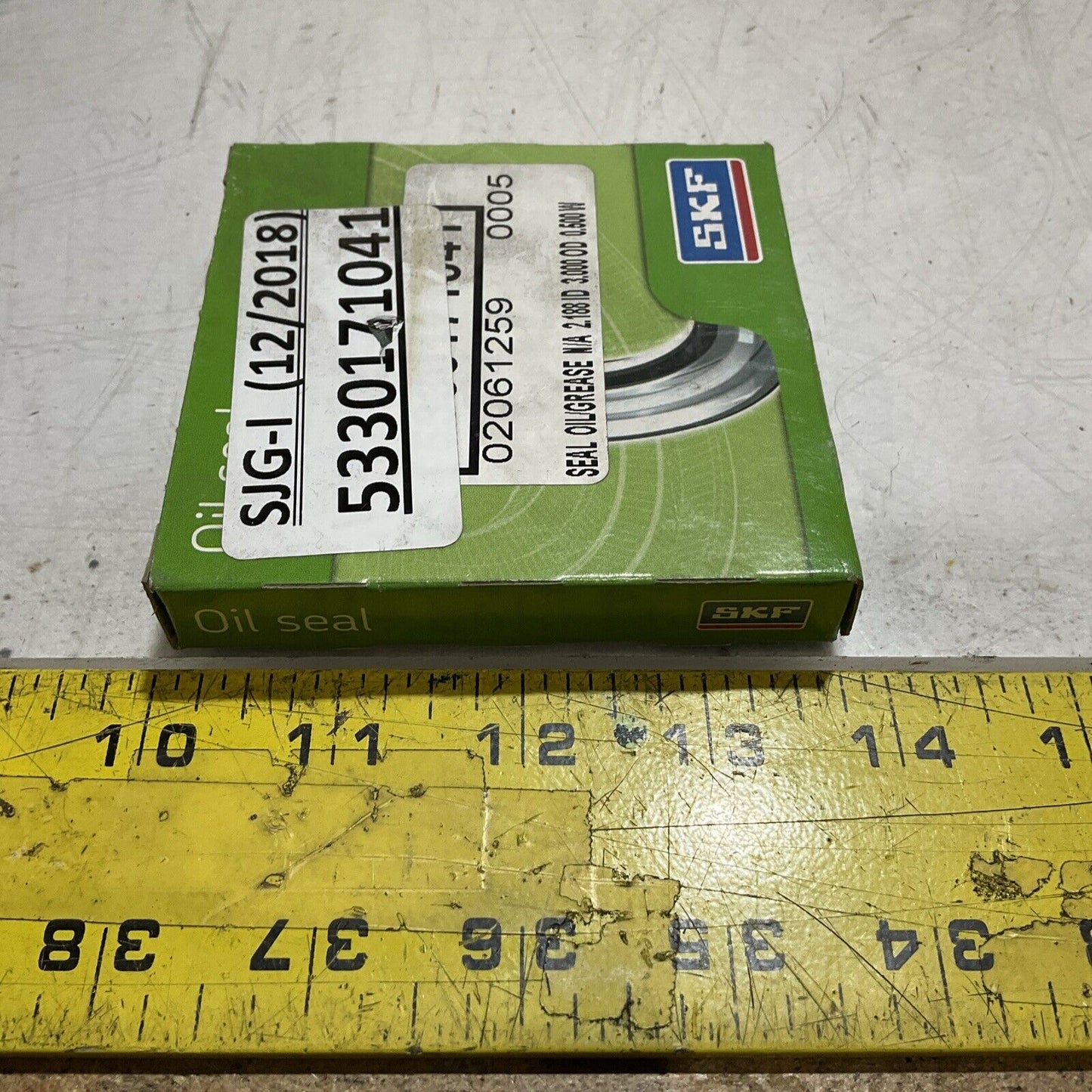 SKF  21764  RADIAL. SHAFT  OIL SEAL  LOT OF 2 U3S