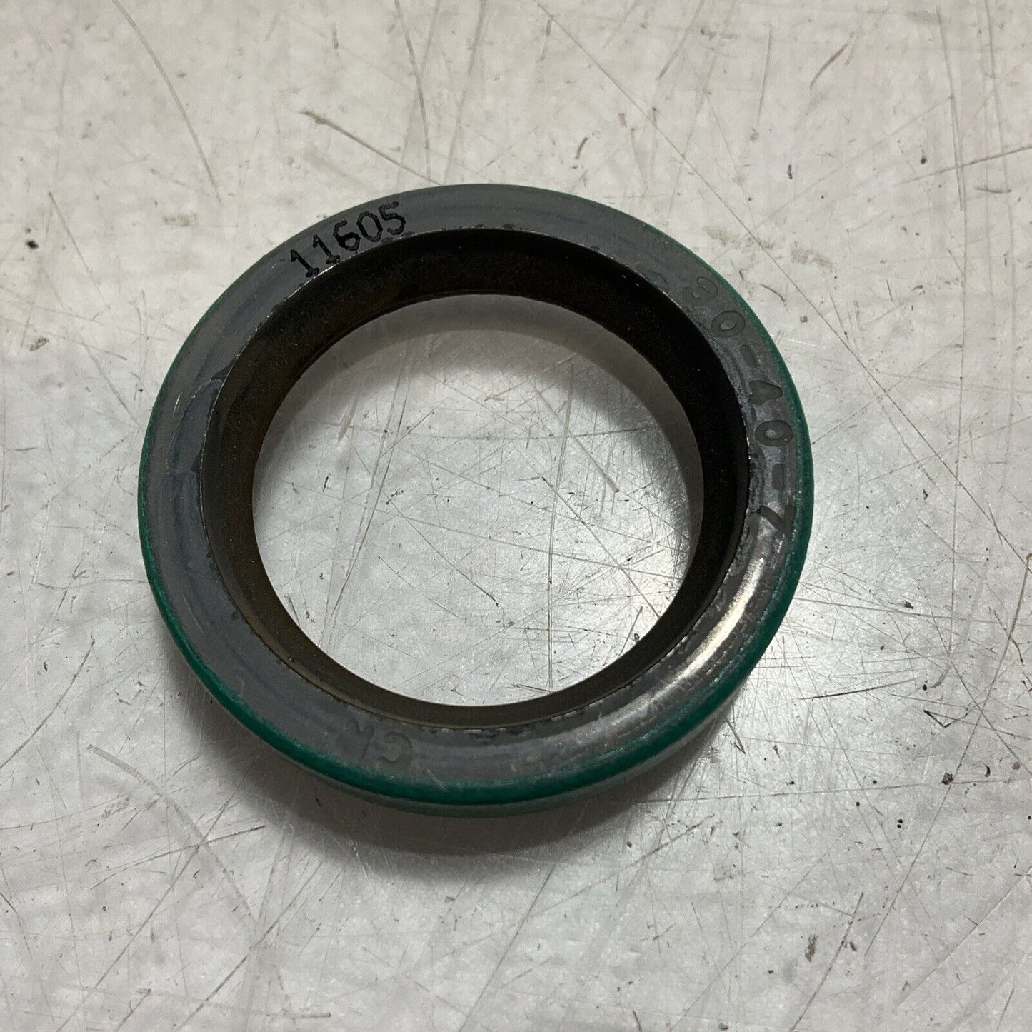 SKF  11605  RADIAL  SHAFT  OIL  SEAL  LOT OF 3 U3S