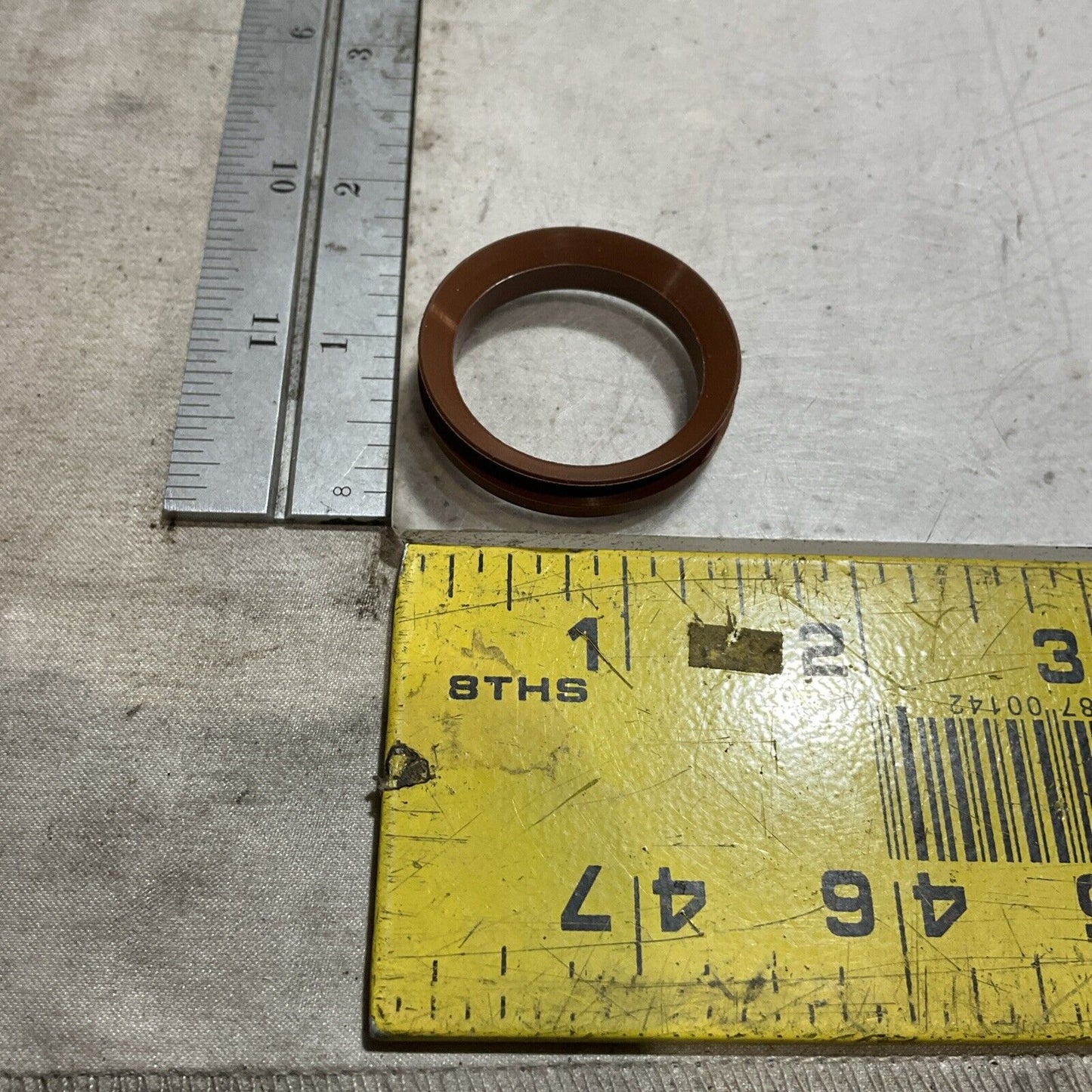 SKF  400324   V-RING  SEAL  LOT OF 2 U3S
