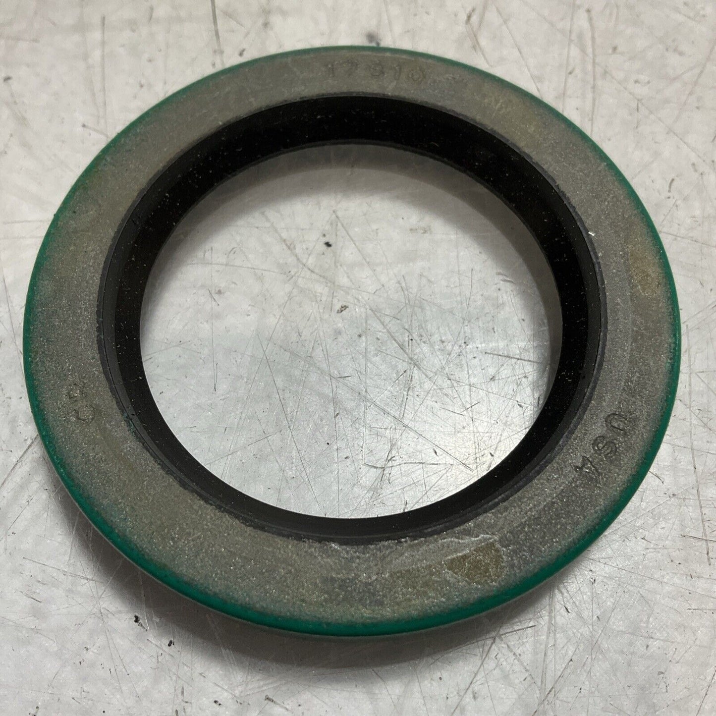 SKF  17810  RADIAL  SHAFT OIL  SEAL  LOT OF 3  U3S