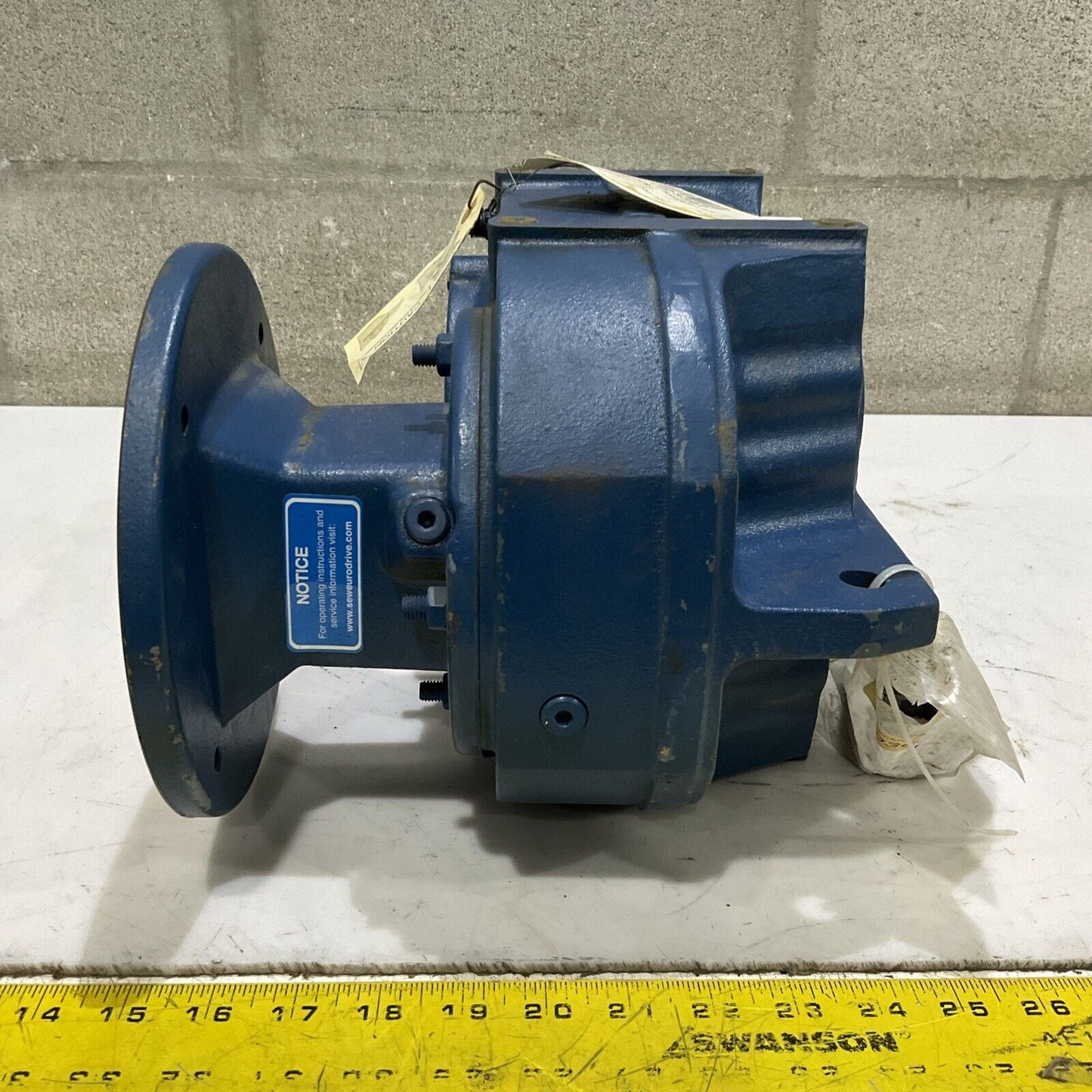 SEW-EURODRIVE FA67BAM90 SPEED REDUCER 1750 RPM 43:20 RATIO 7257 TORQUE C2H