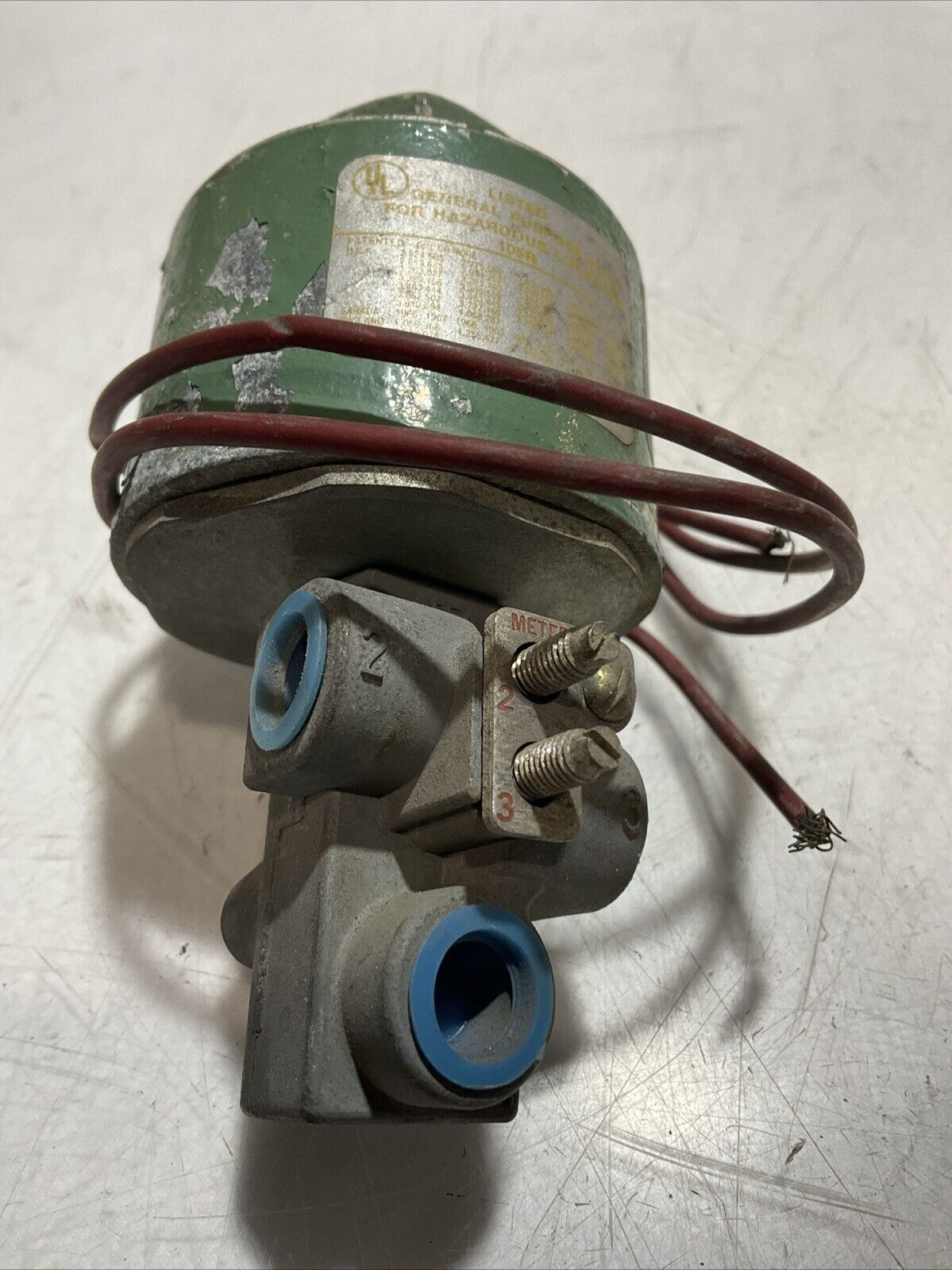 ASCO  8324-20  SOLENOID VALVE  120/60V  9W PIPE 1/4  U3S